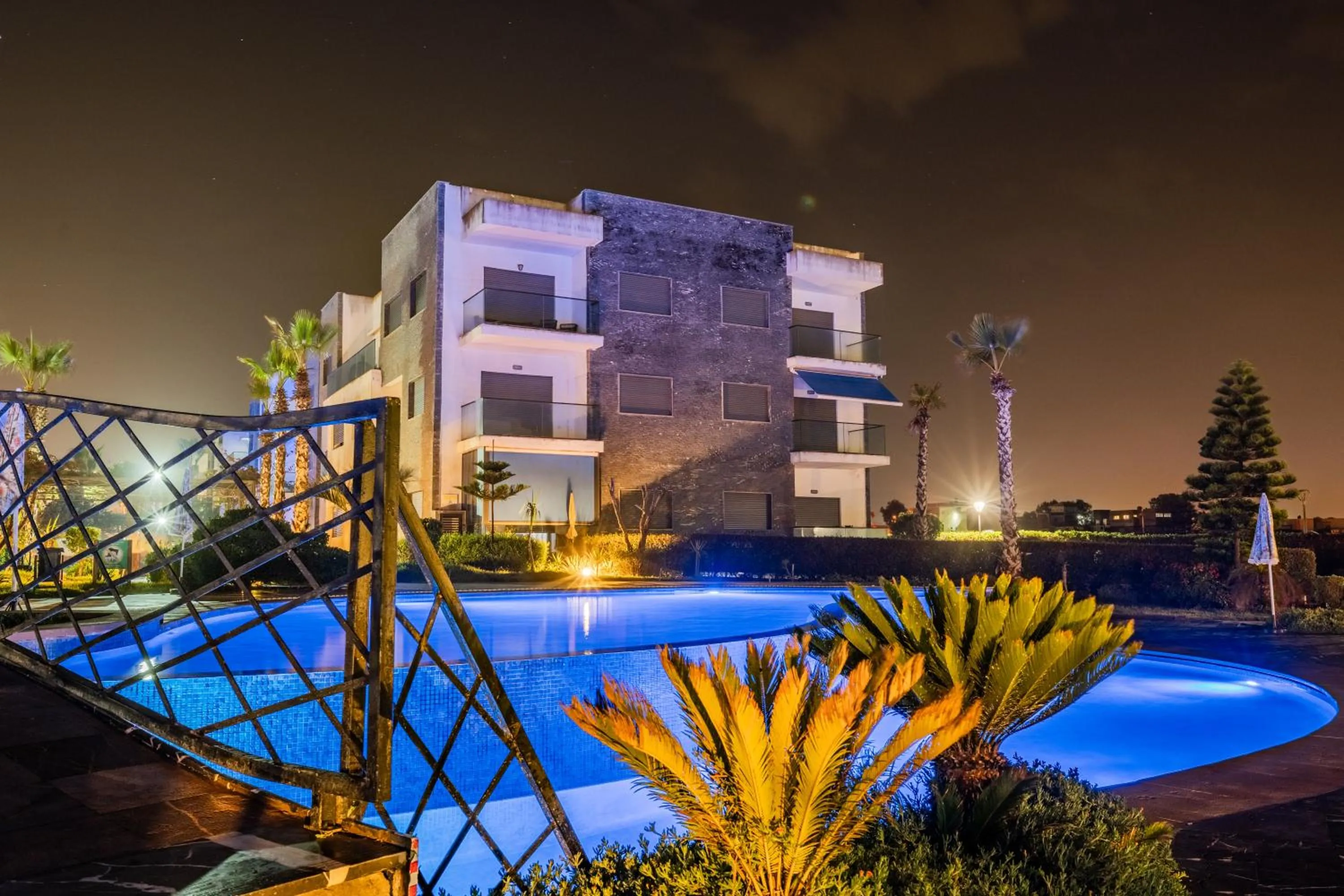 Night in Garden Bay Appart'Hôtel