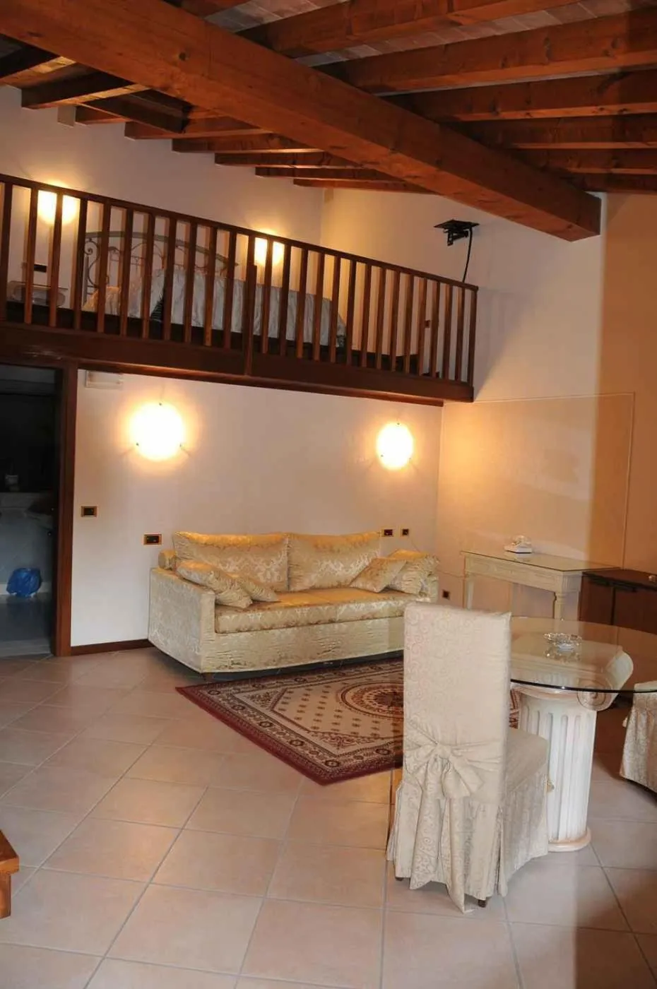 Communal lounge/ TV room in Hotel Sogno