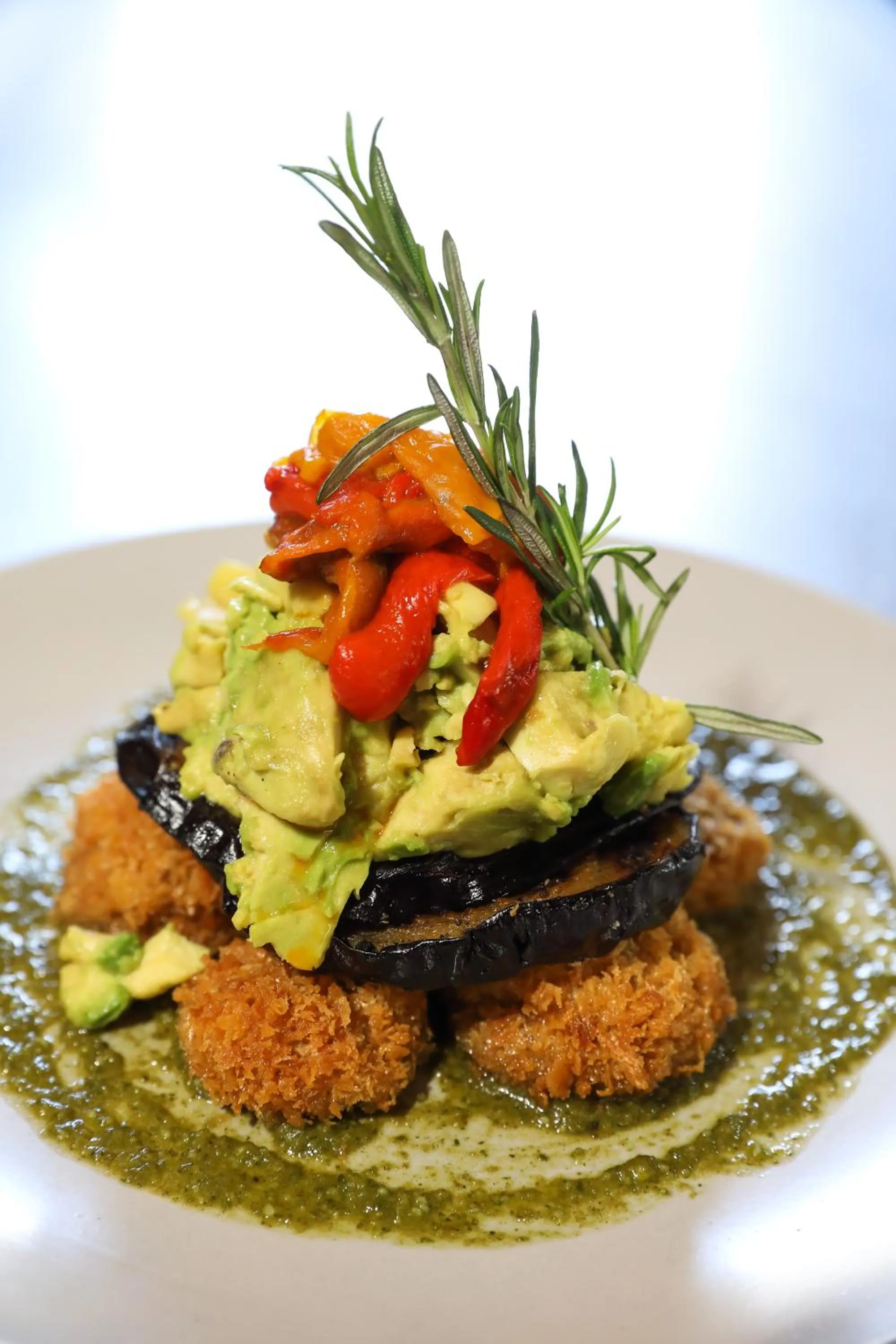 Restaurant/places to eat in The Nottingham Road Hotel