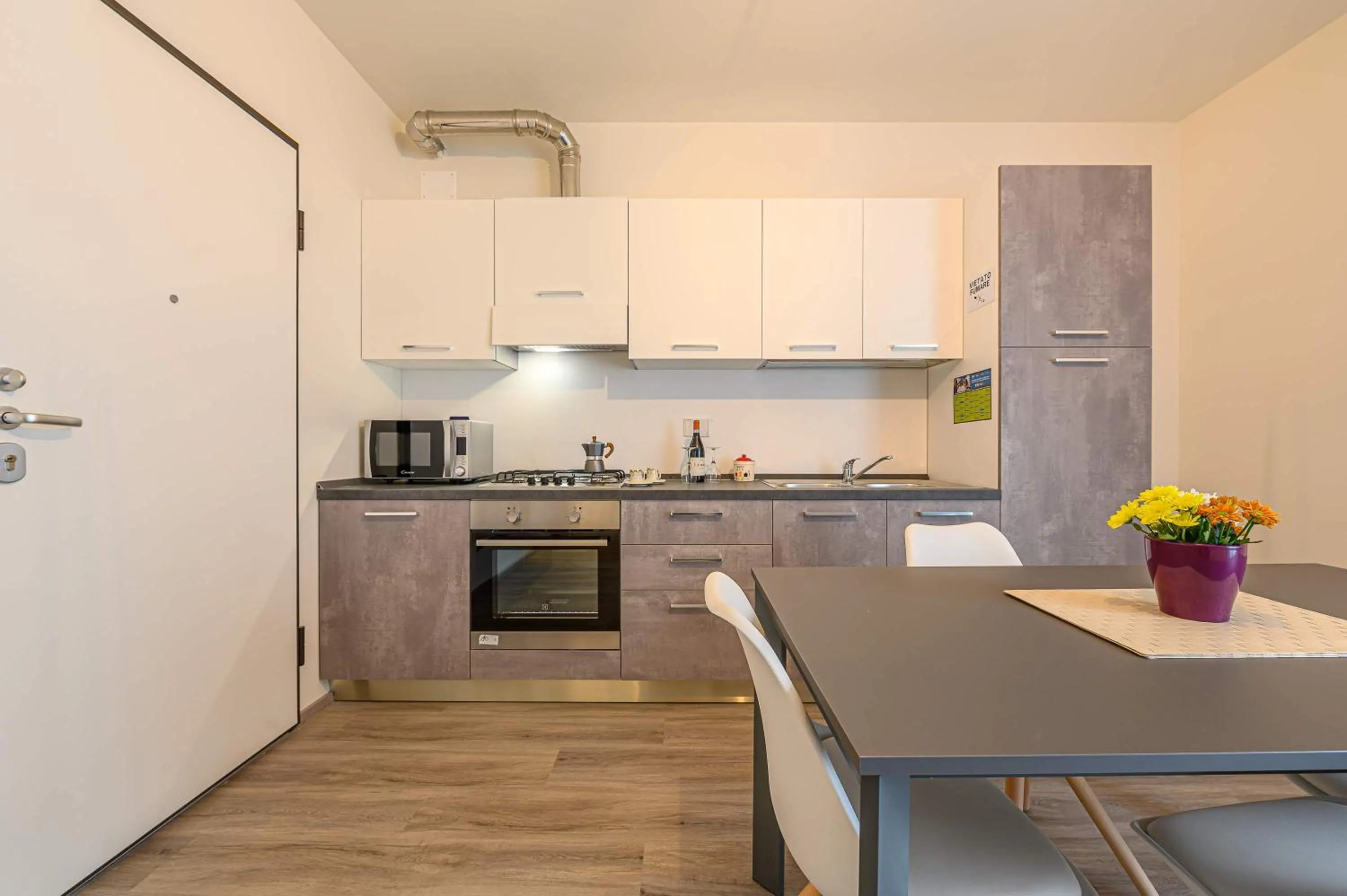 Hotel & Apartments " Perpoin "