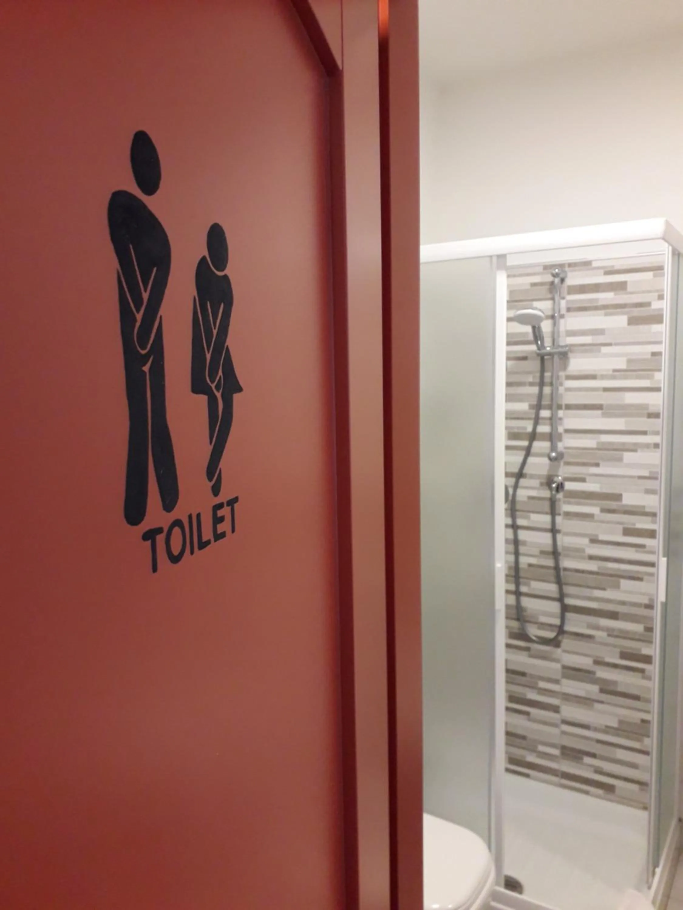 Hotel & Apartments " Perpoin "