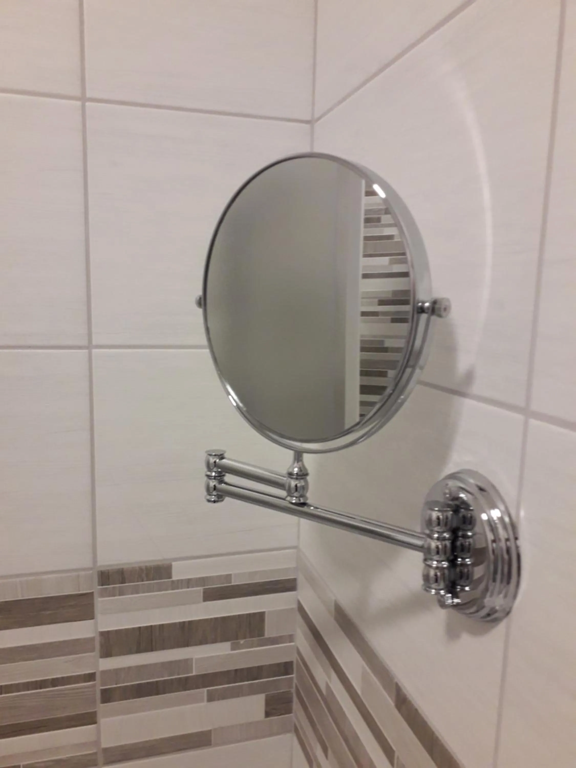 Hotel & Apartments " Perpoin "