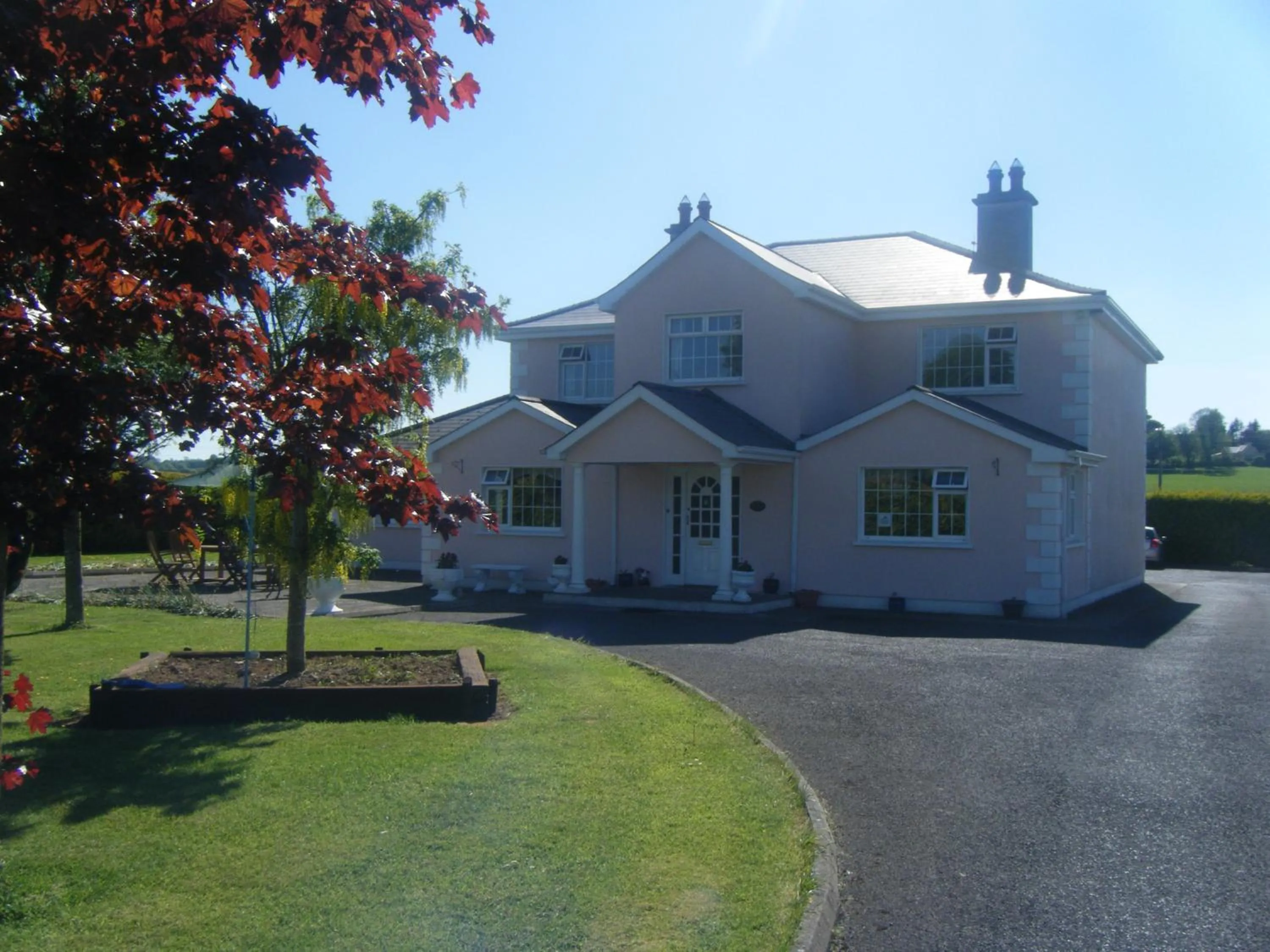 Property building in Tir Na Nog B&B