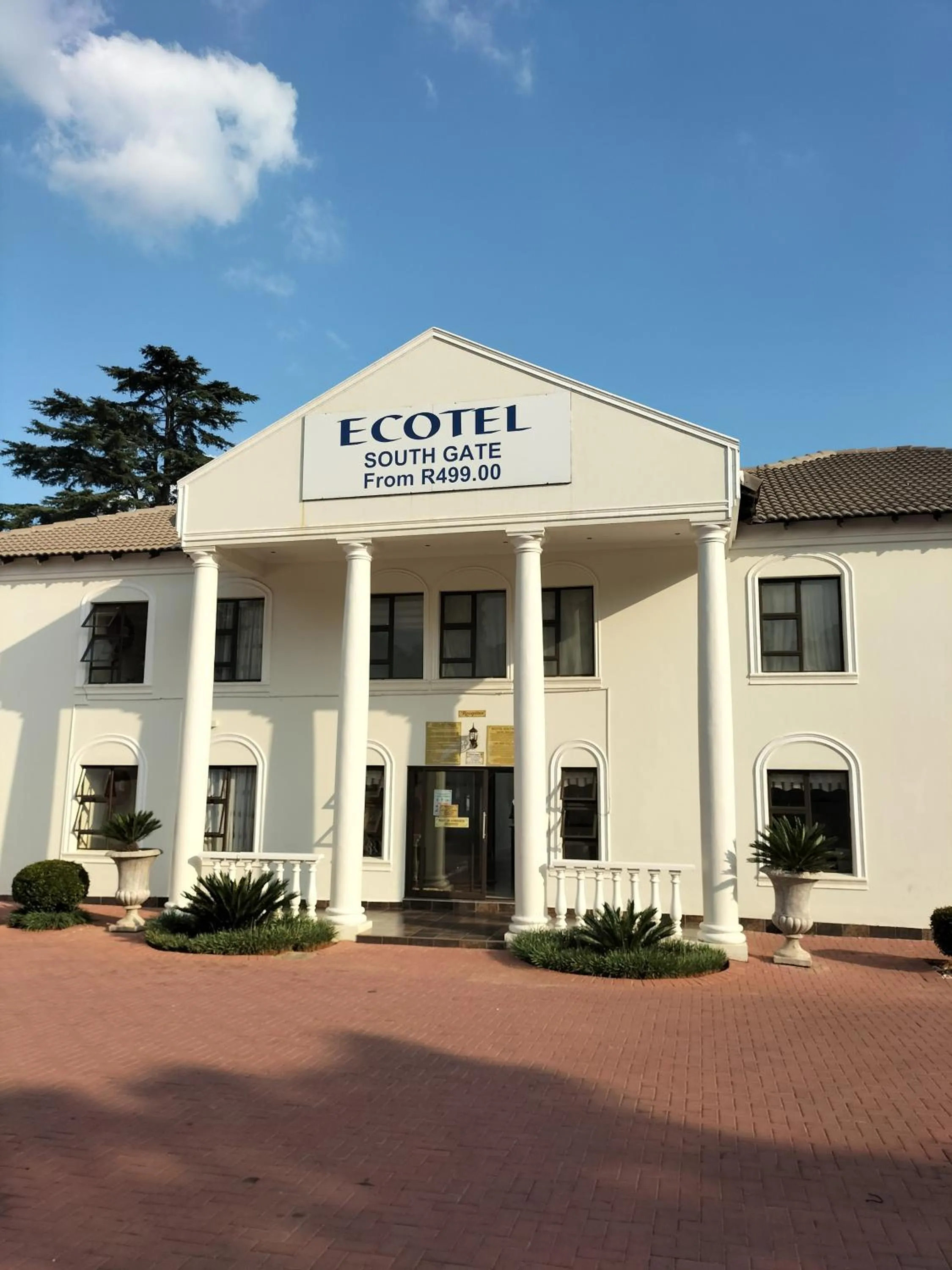 Property building in Ecotel Southgate