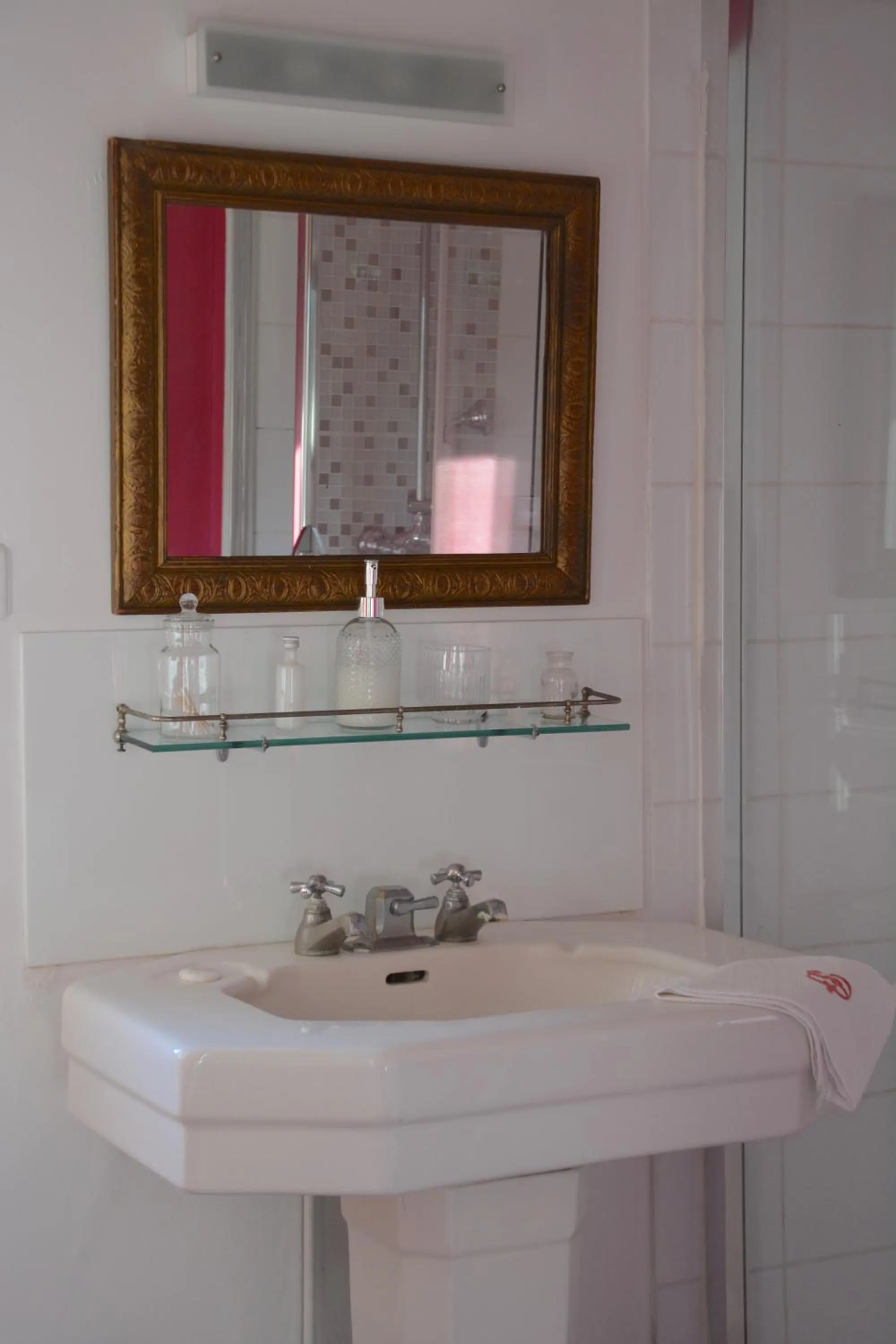 Bathroom in la maison