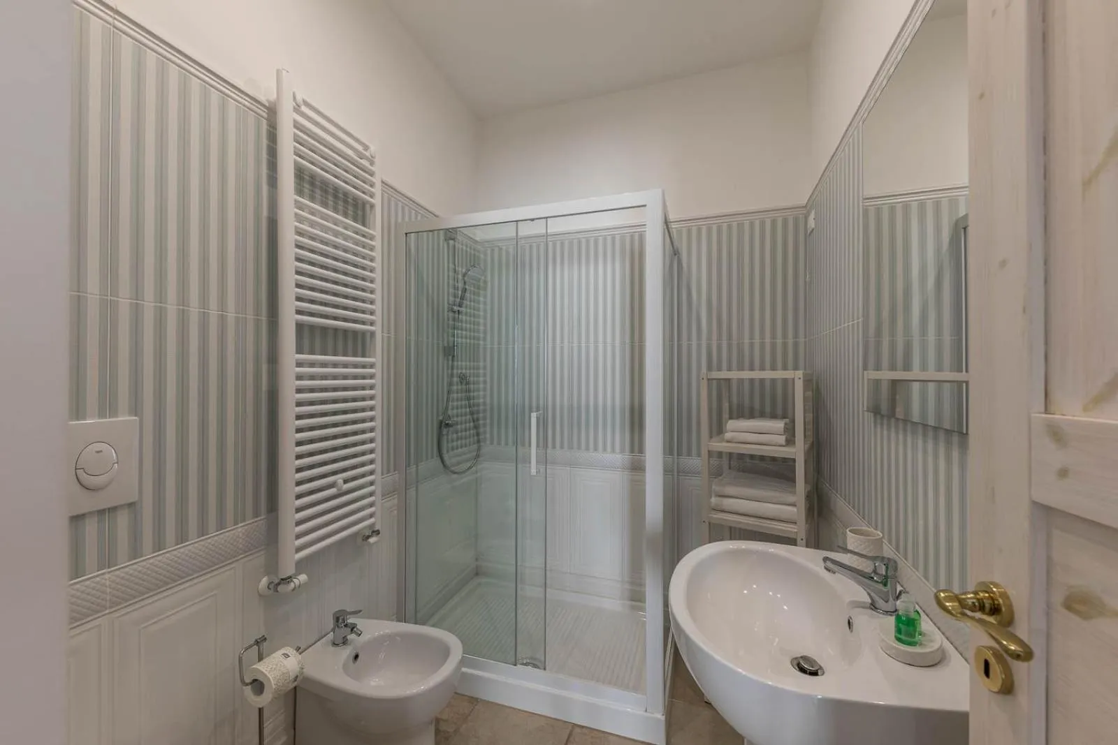 Bathroom in Albergo Diffuso Monopoli