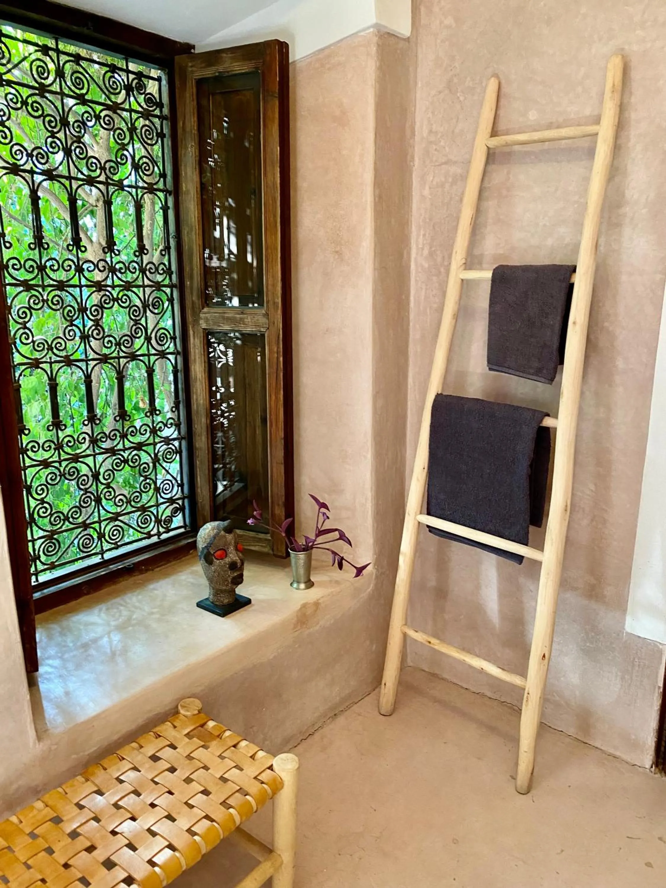 Inner courtyard view in Riad Wabisabi