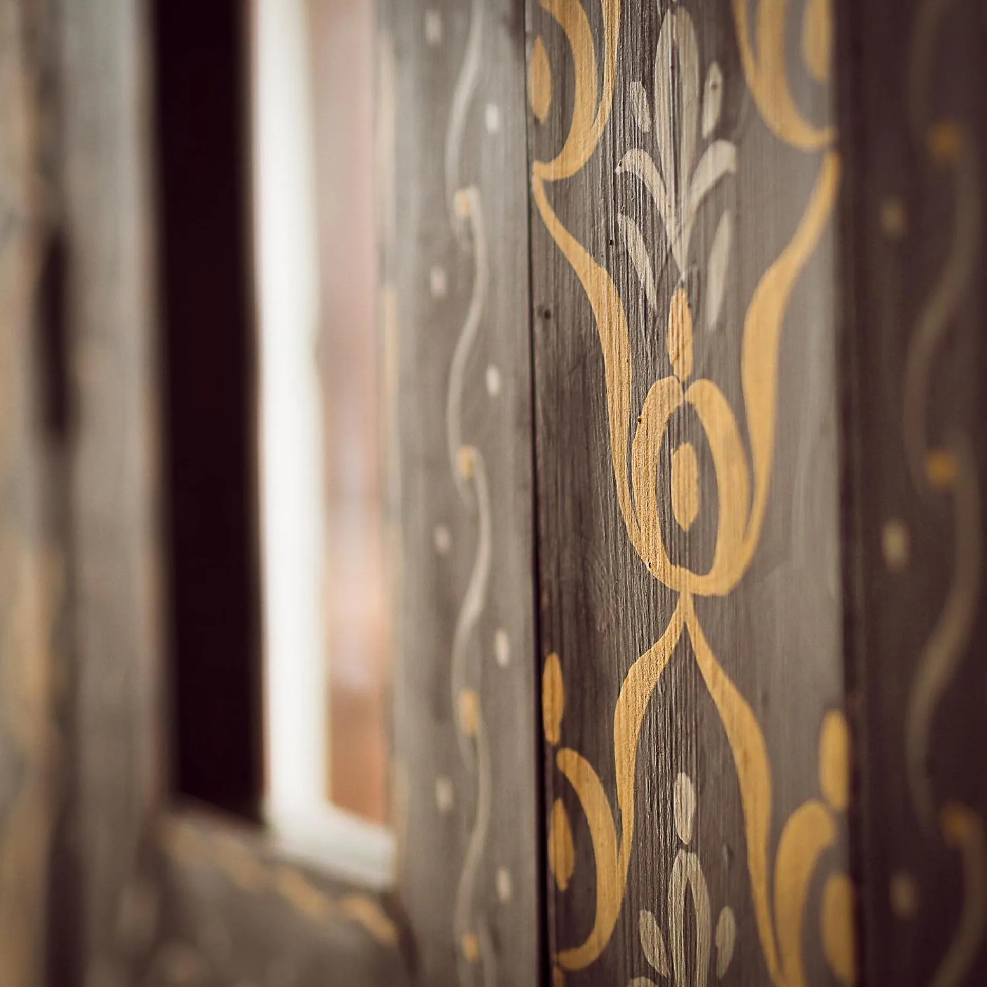 Decorative detail in Riad Wabisabi