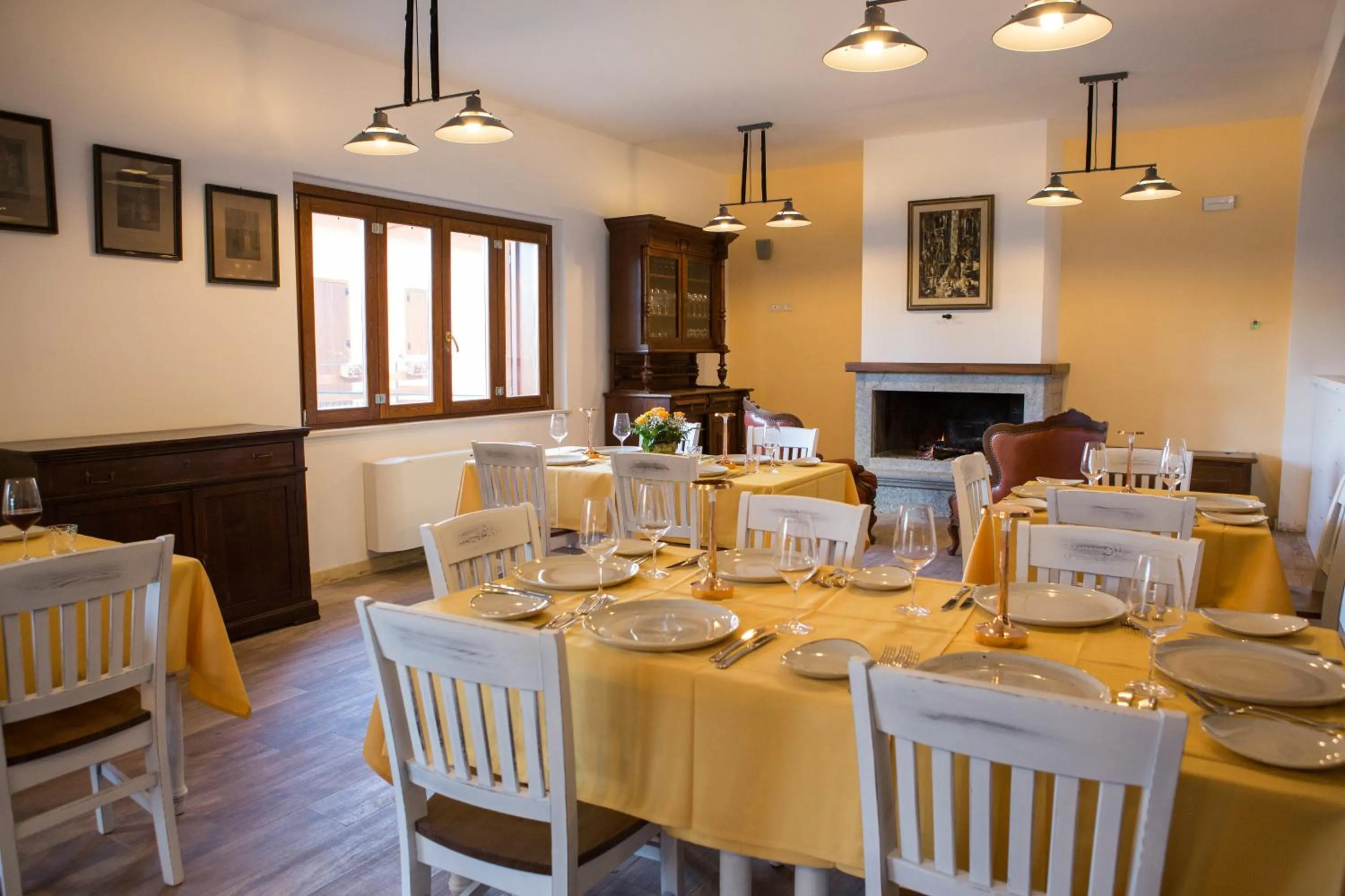 Restaurant/places to eat in Il Moscardino Country Resort