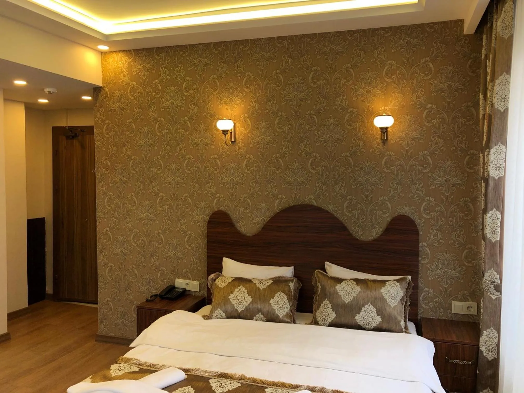 Bedroom, Bed in Capricorn by Otantik Suites