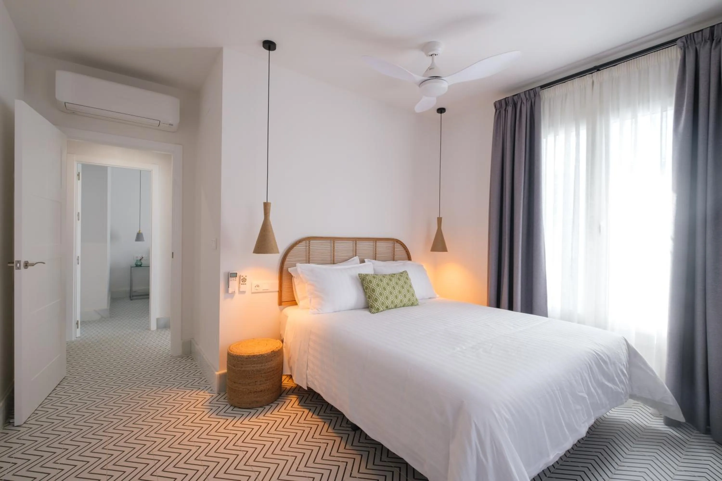 Bed in Apartamentos Los Patios de la Judería