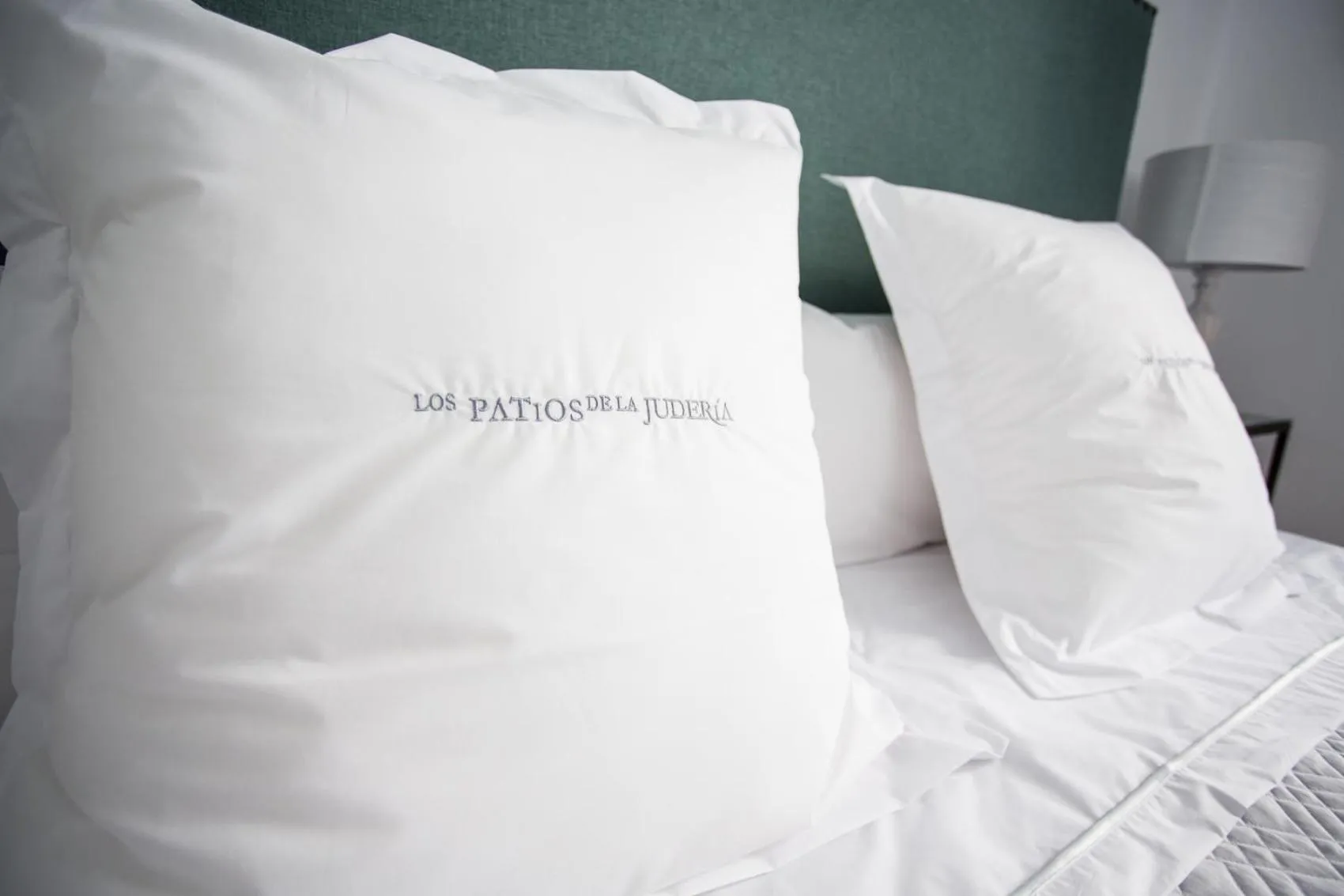 Bed in Apartamentos Los Patios de la Judería