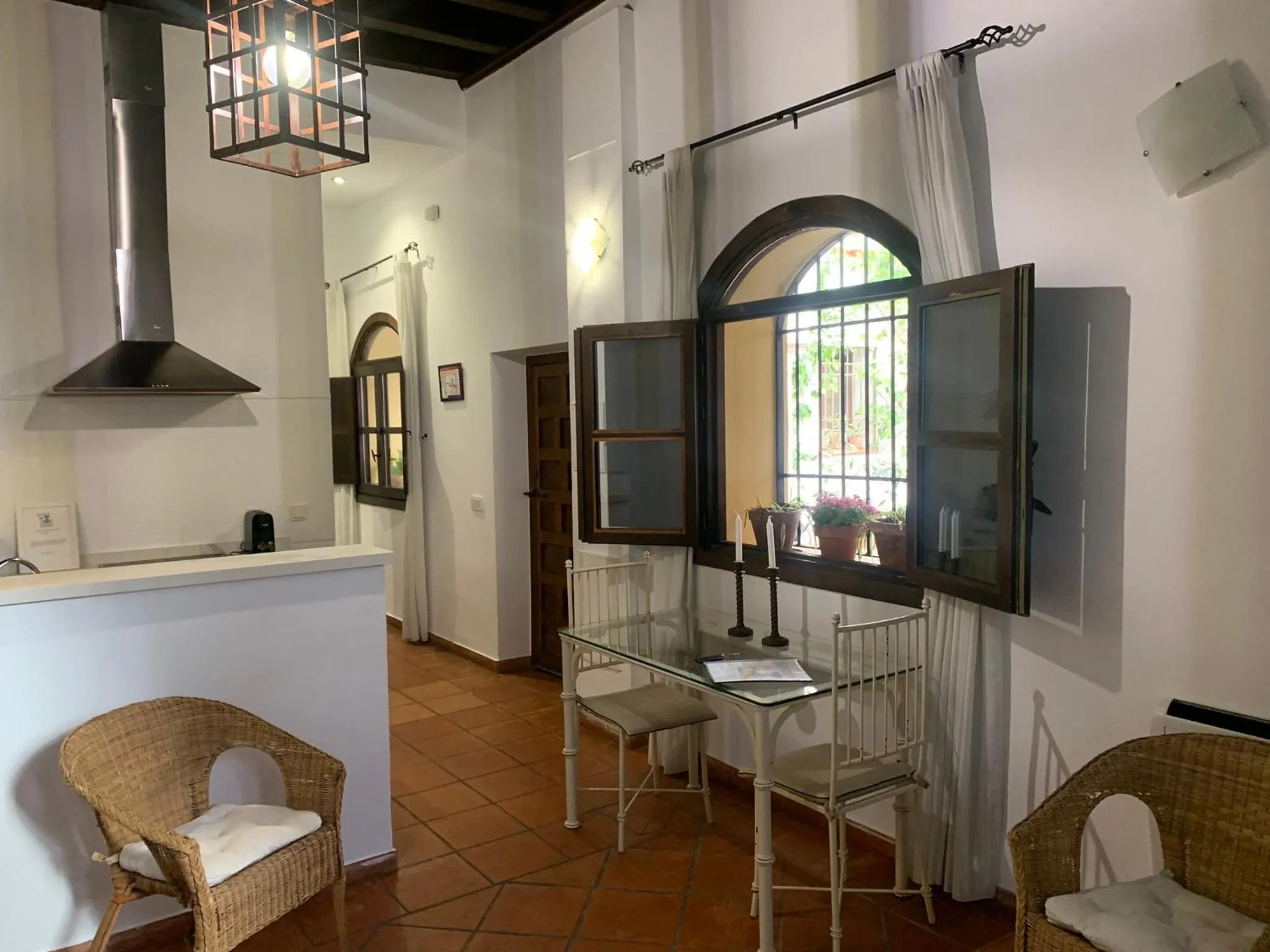 Dining area in Apartamentos Los Patios de la Judería