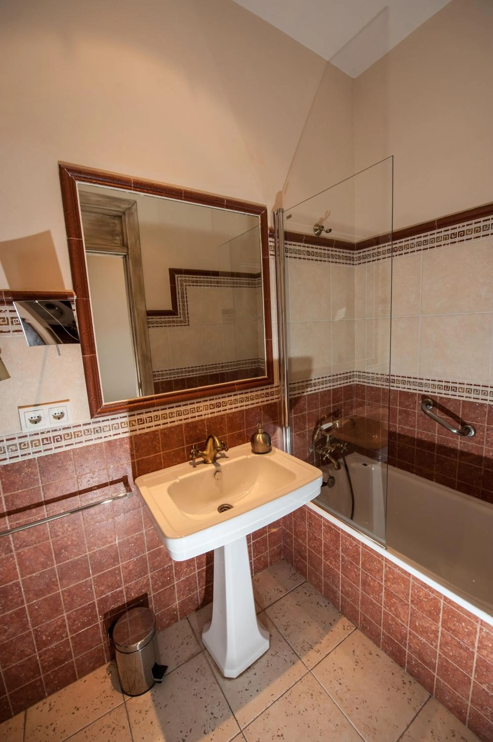 Bathroom in Apartamentos Los Patios de la Judería