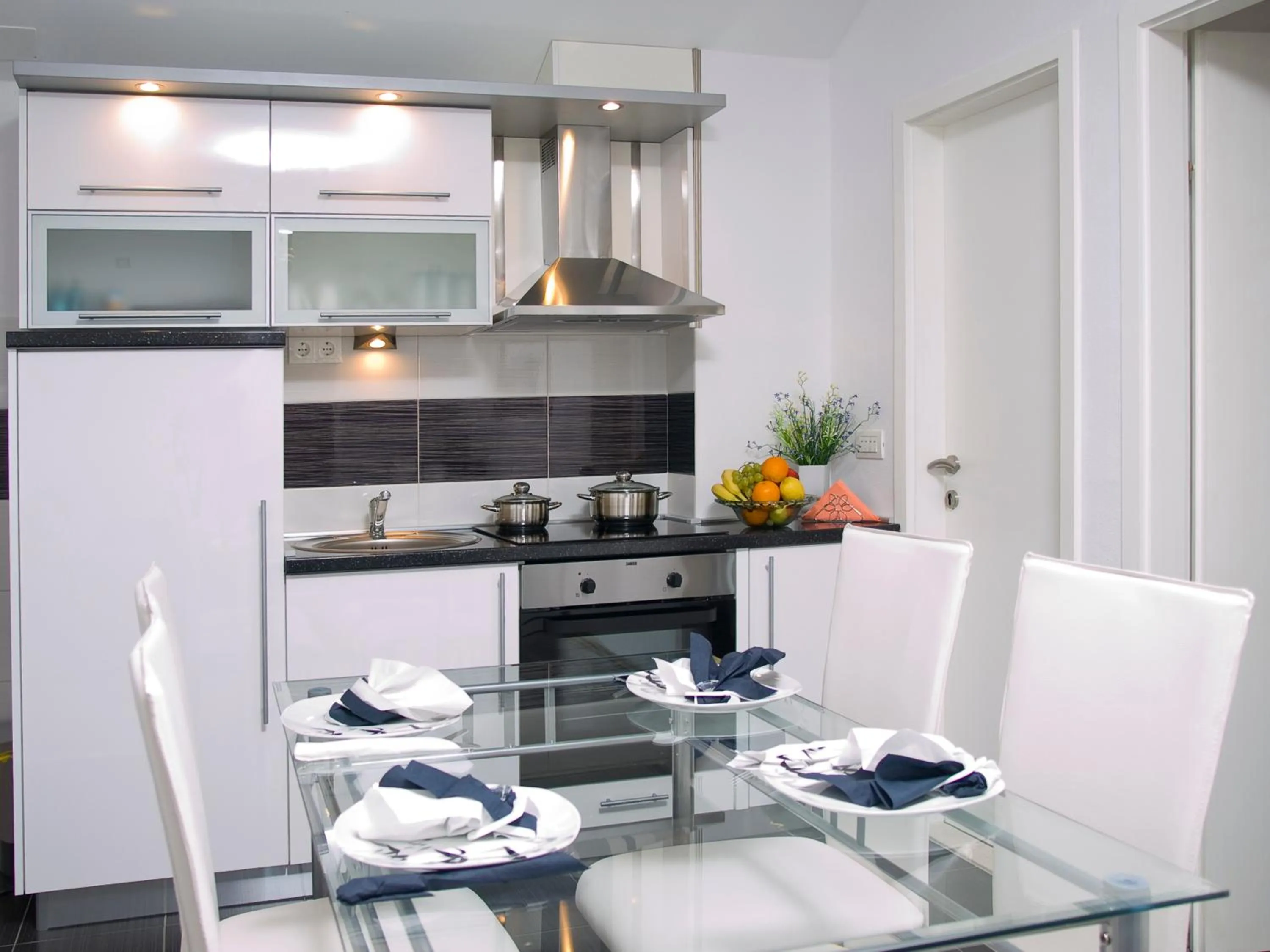 Dining area in Villa Toni Design Apartments