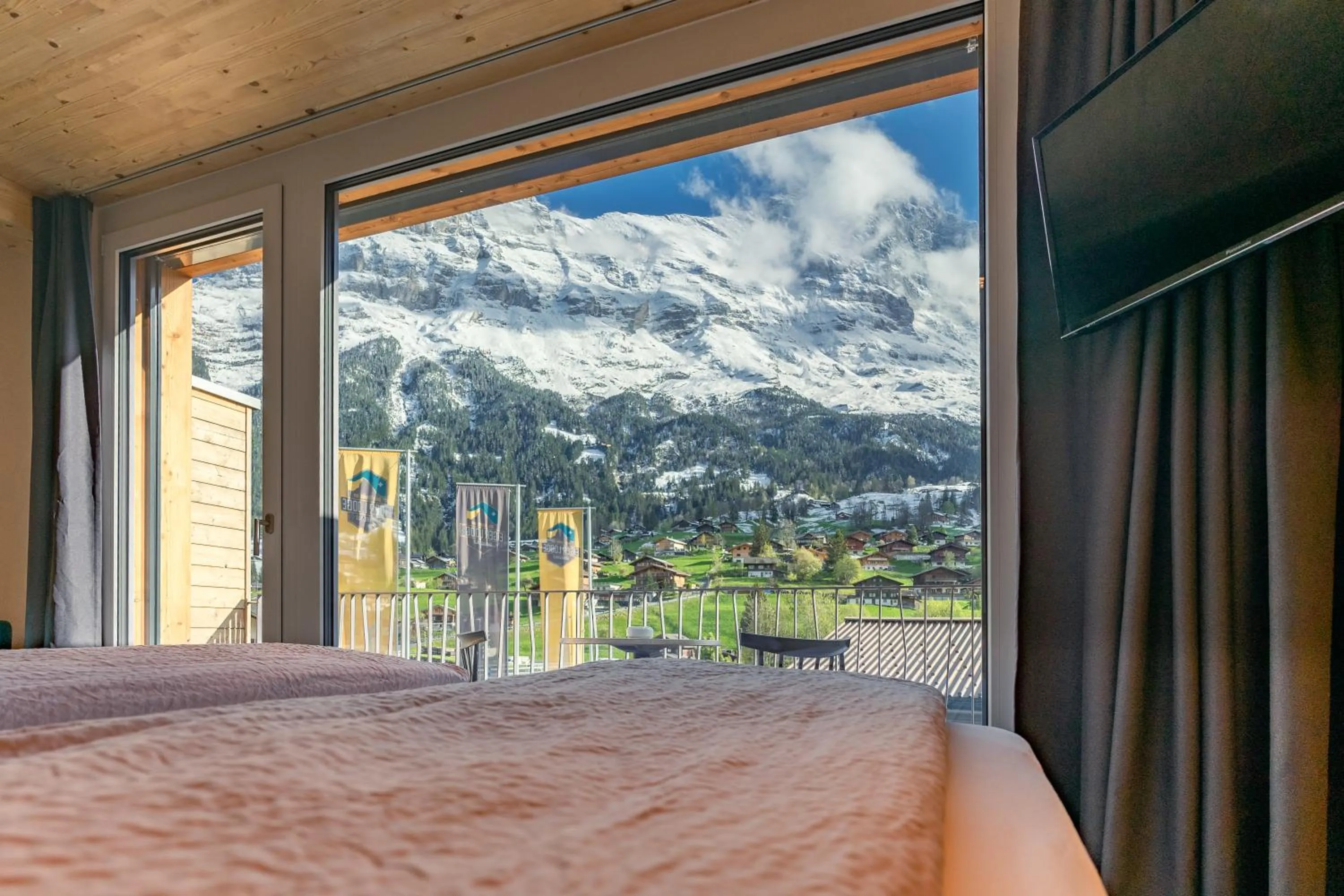 View (from property/room), Bed in Eiger Lodge Chic