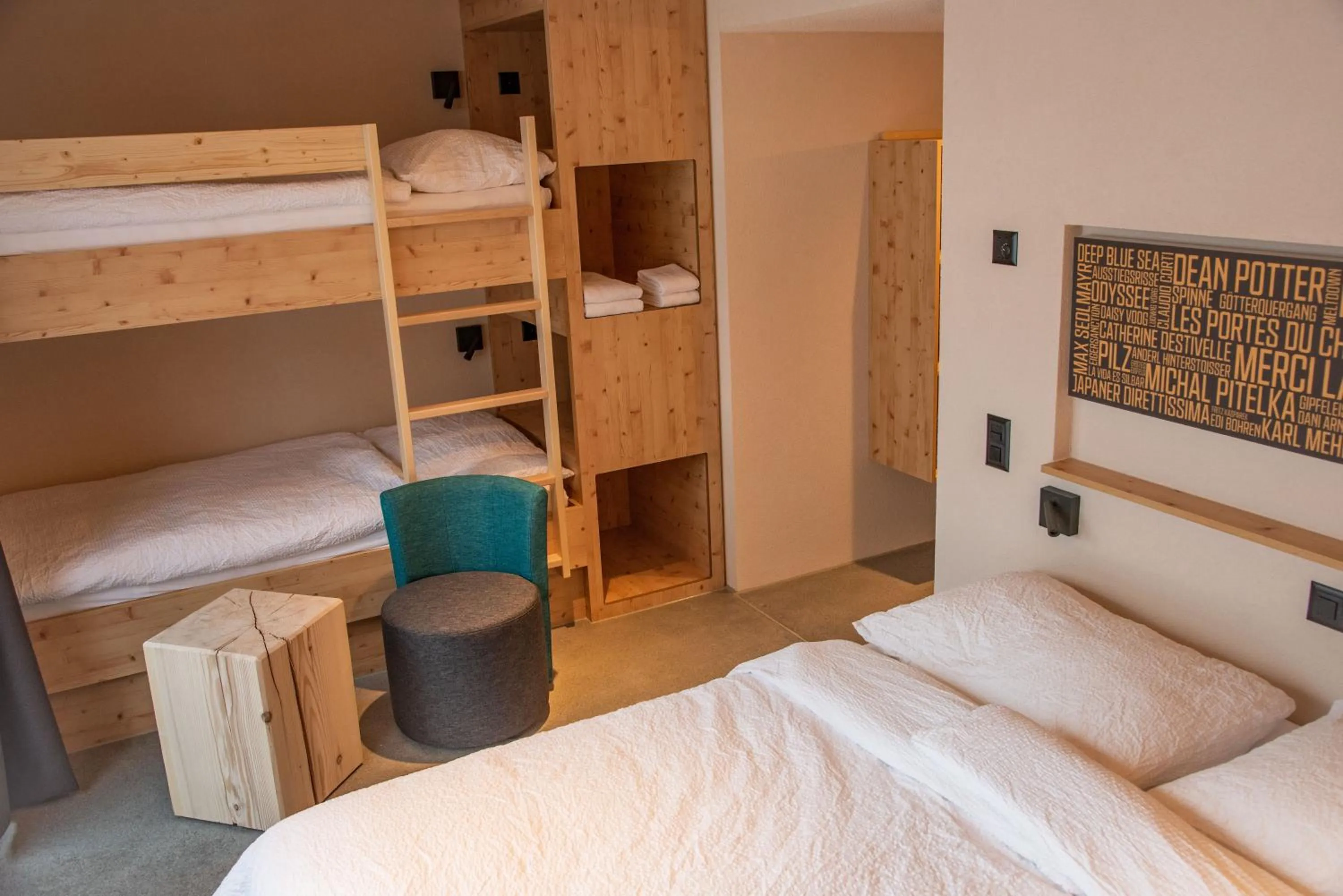 bunk bed, Bed in Eiger Lodge Chic