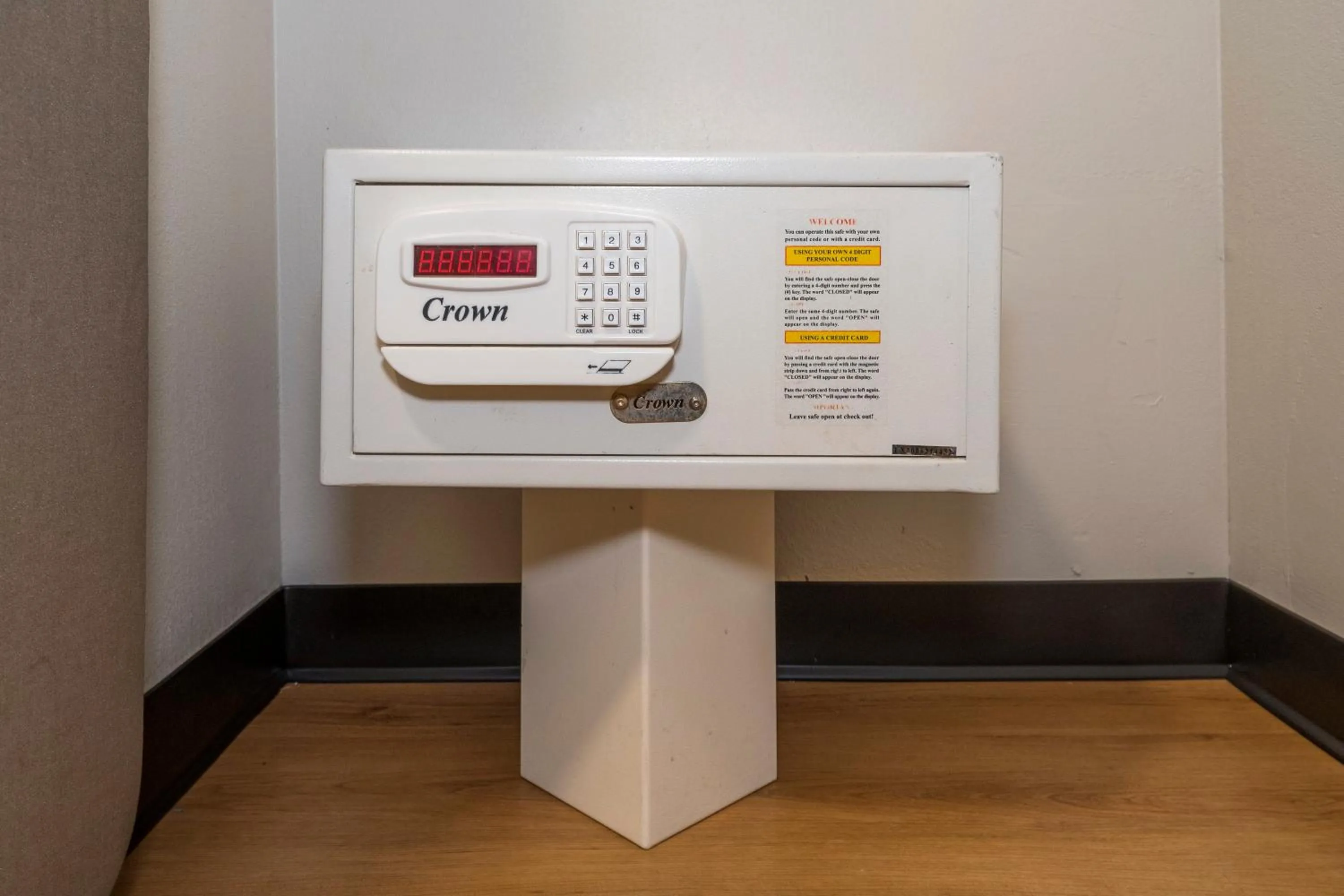 Photo of the whole room in Red Roof Inn & Suites Stafford, VA