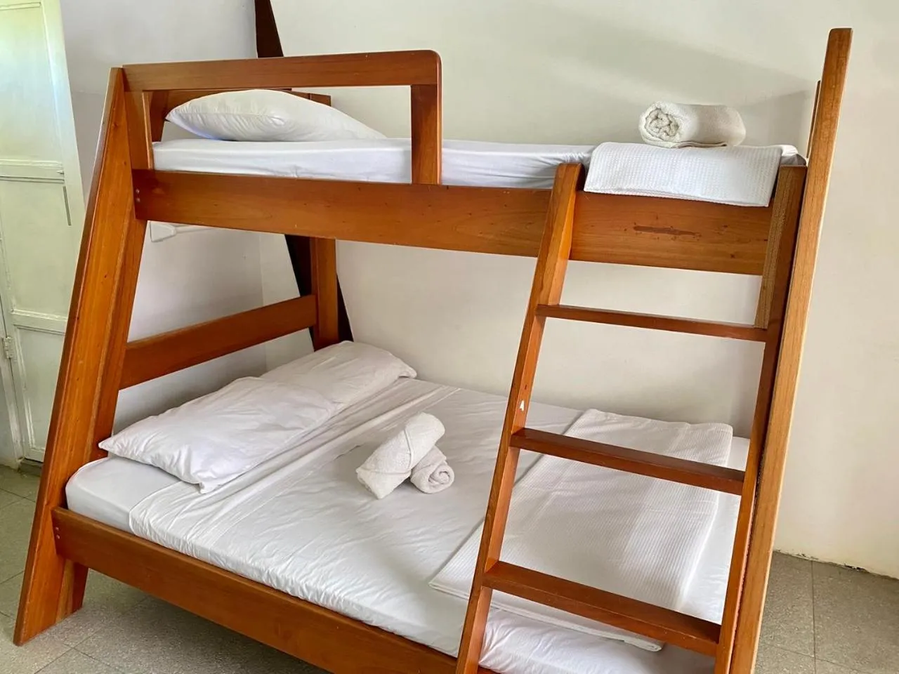 Triple Room with Pool View in Ballena Dorada Lodge