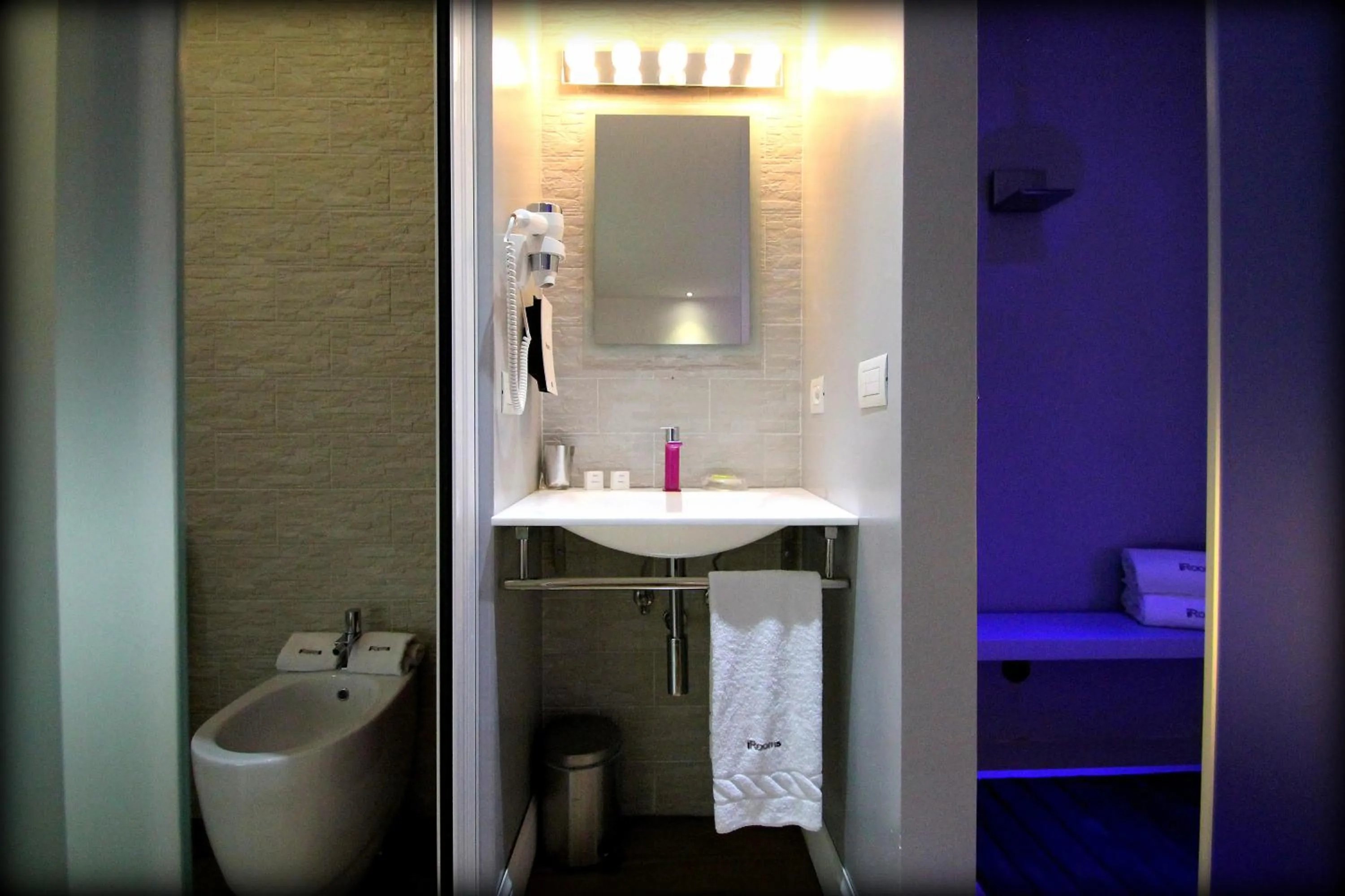 Bathroom in Wrooms Guest House