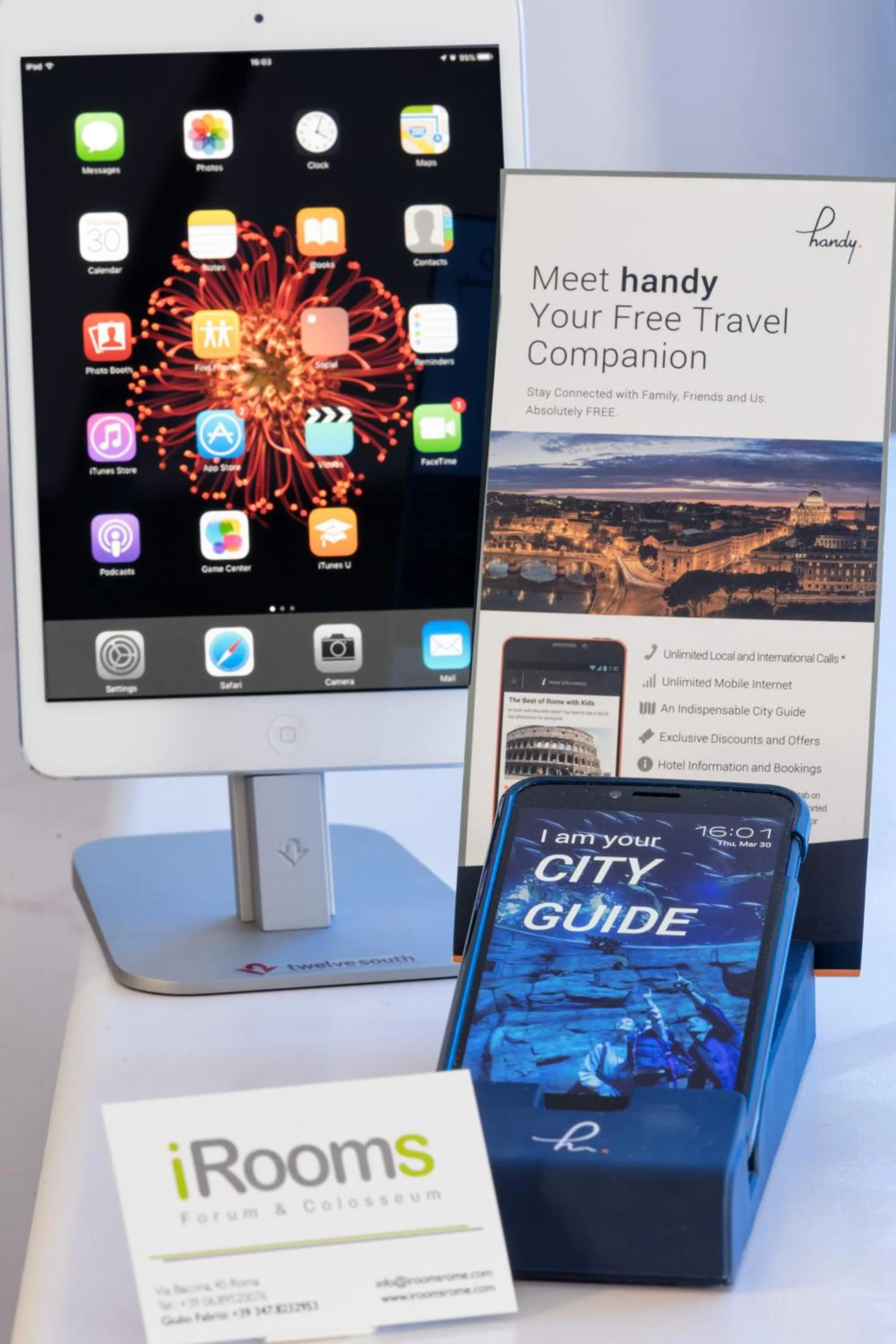 TV and multimedia in Wrooms Guest House