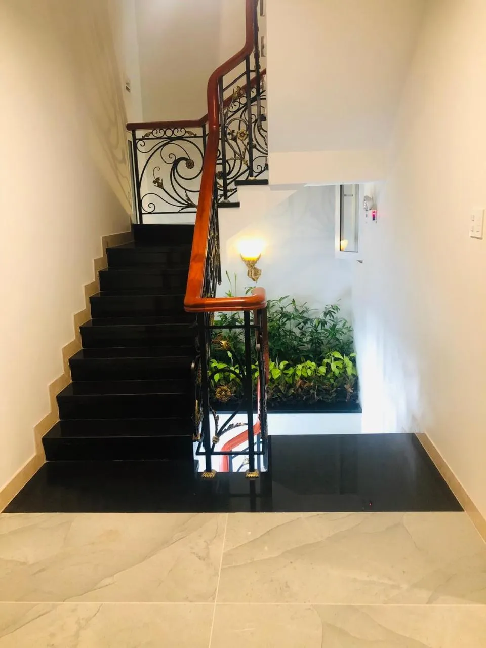 Garden in Doha 2 Hotel Saigon Airport