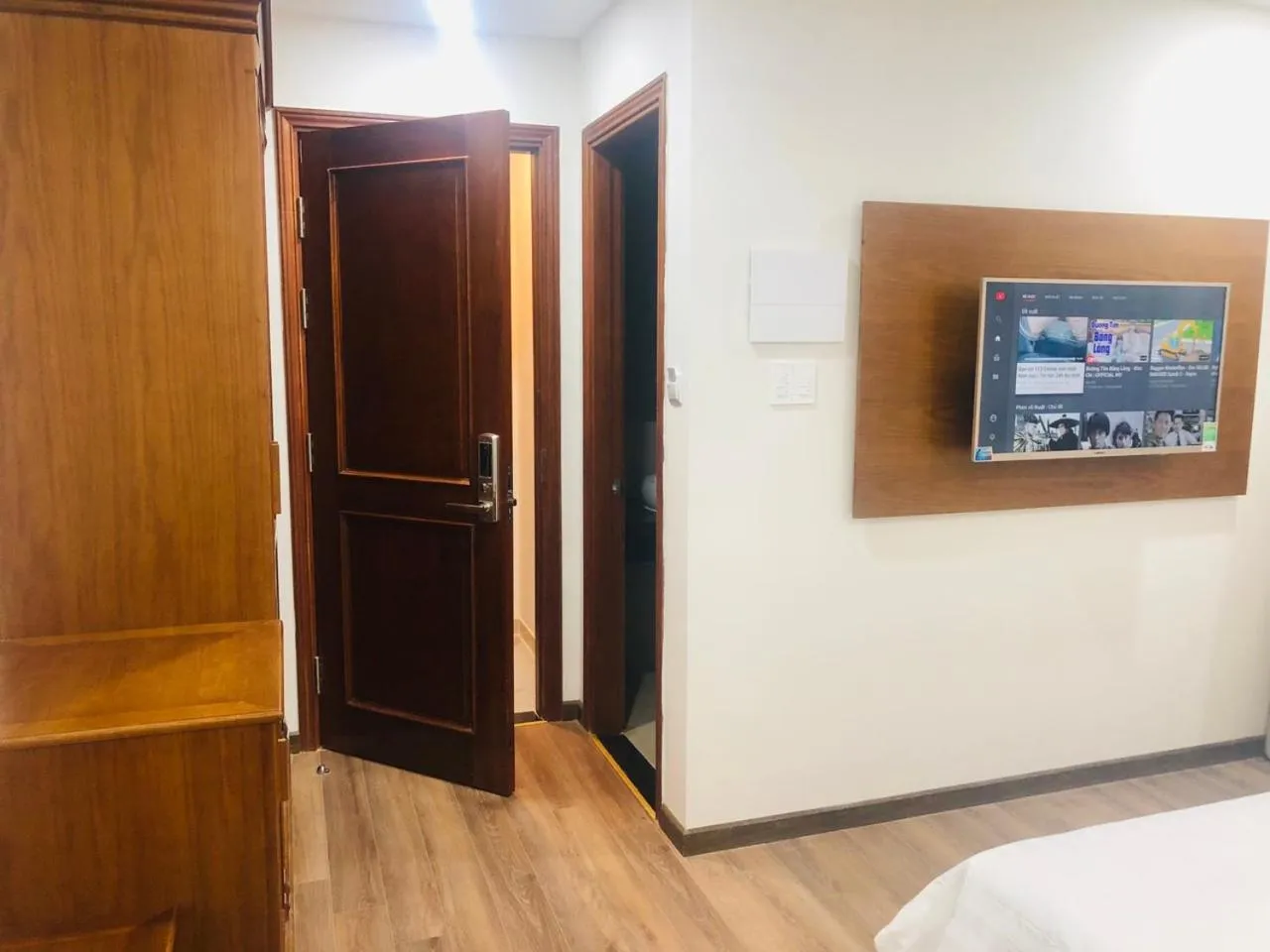 Bedroom in Doha 2 Hotel Saigon Airport