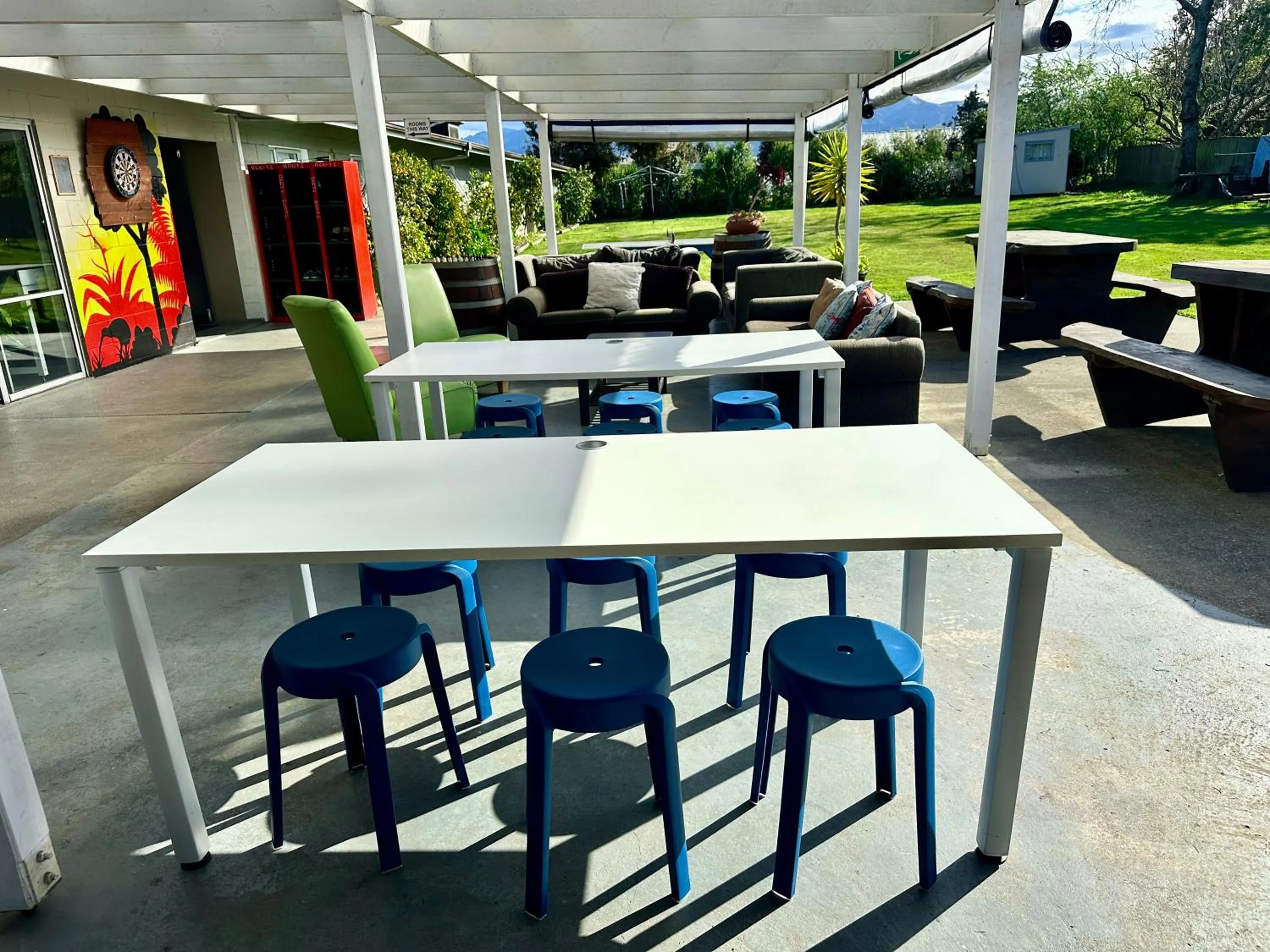 Happy Apple Backpackers