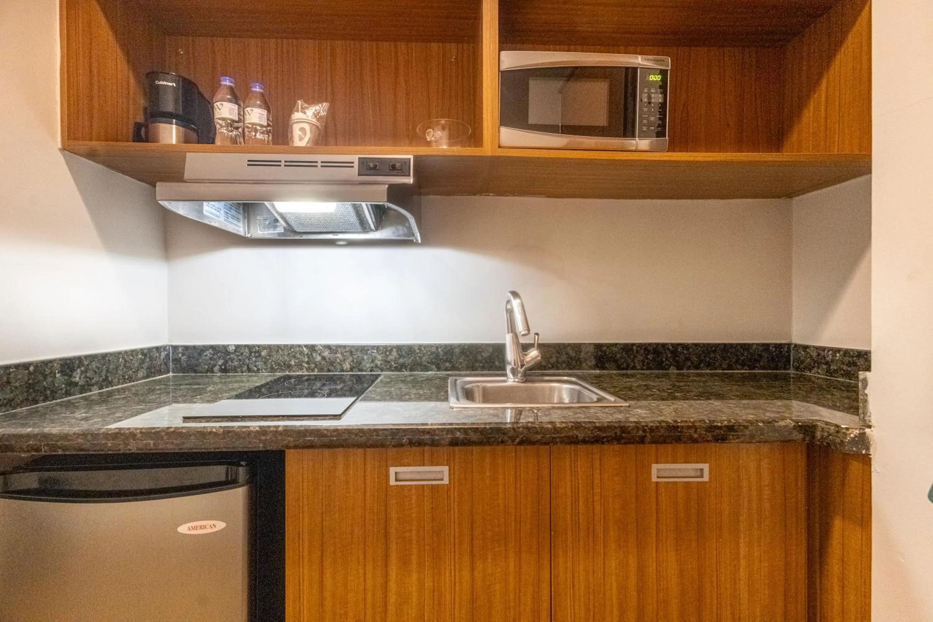 minibar in Weston Suites Hotel