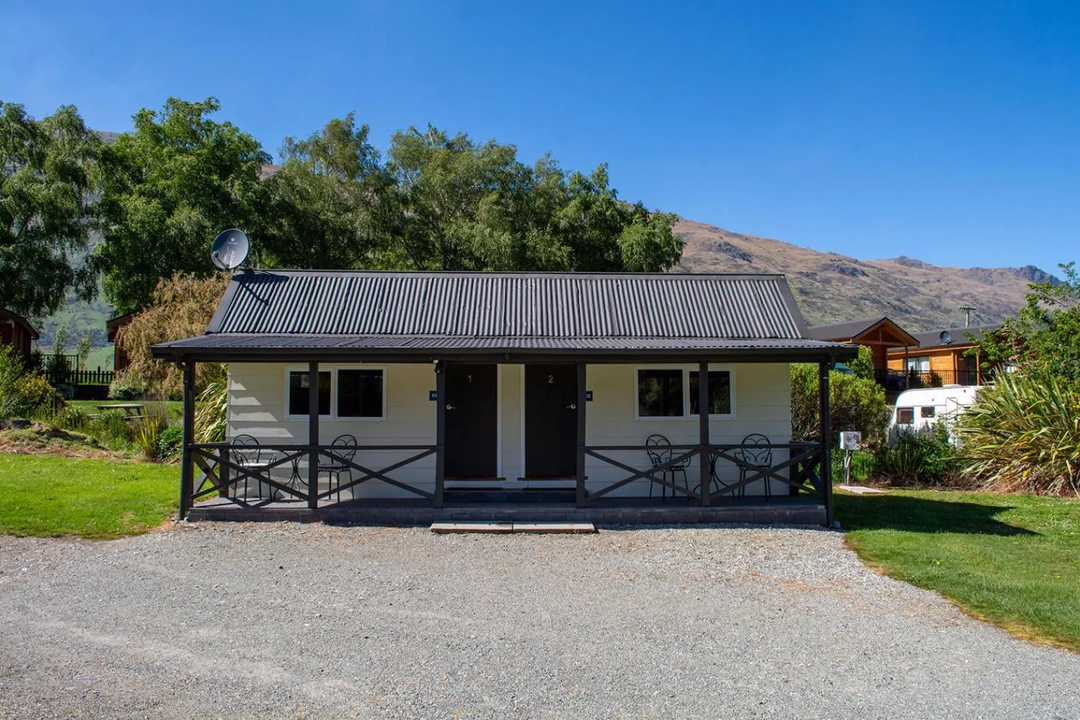 Property building in Kingston TOP 10 Holiday Park