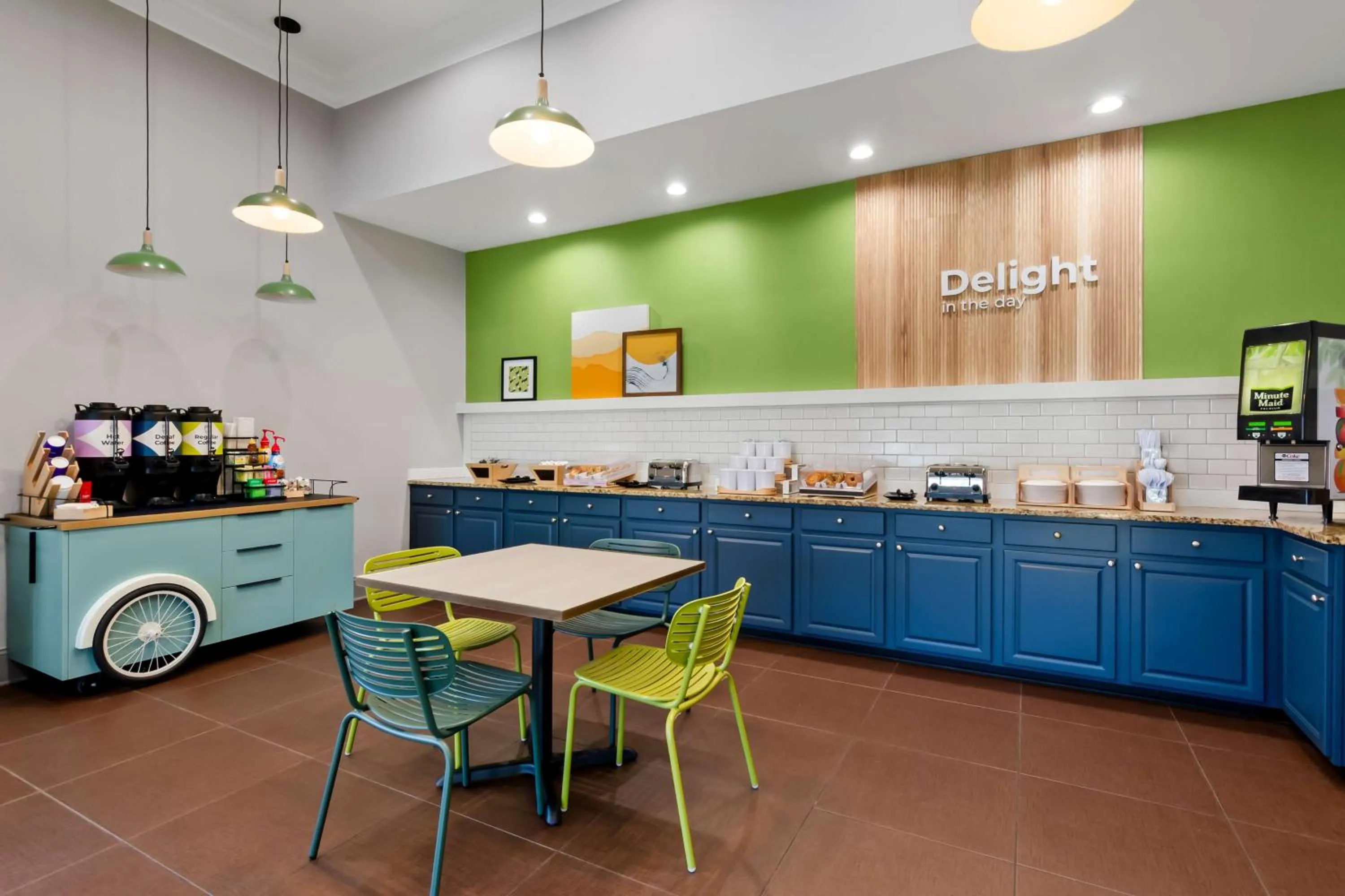 Breakfast in Super 8 by Wyndham Daleville/Roanoke