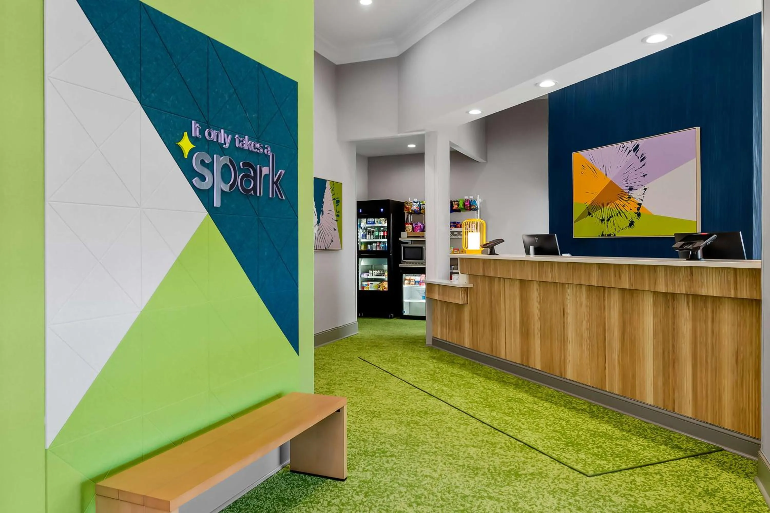 Lobby or reception in Super 8 by Wyndham Daleville/Roanoke