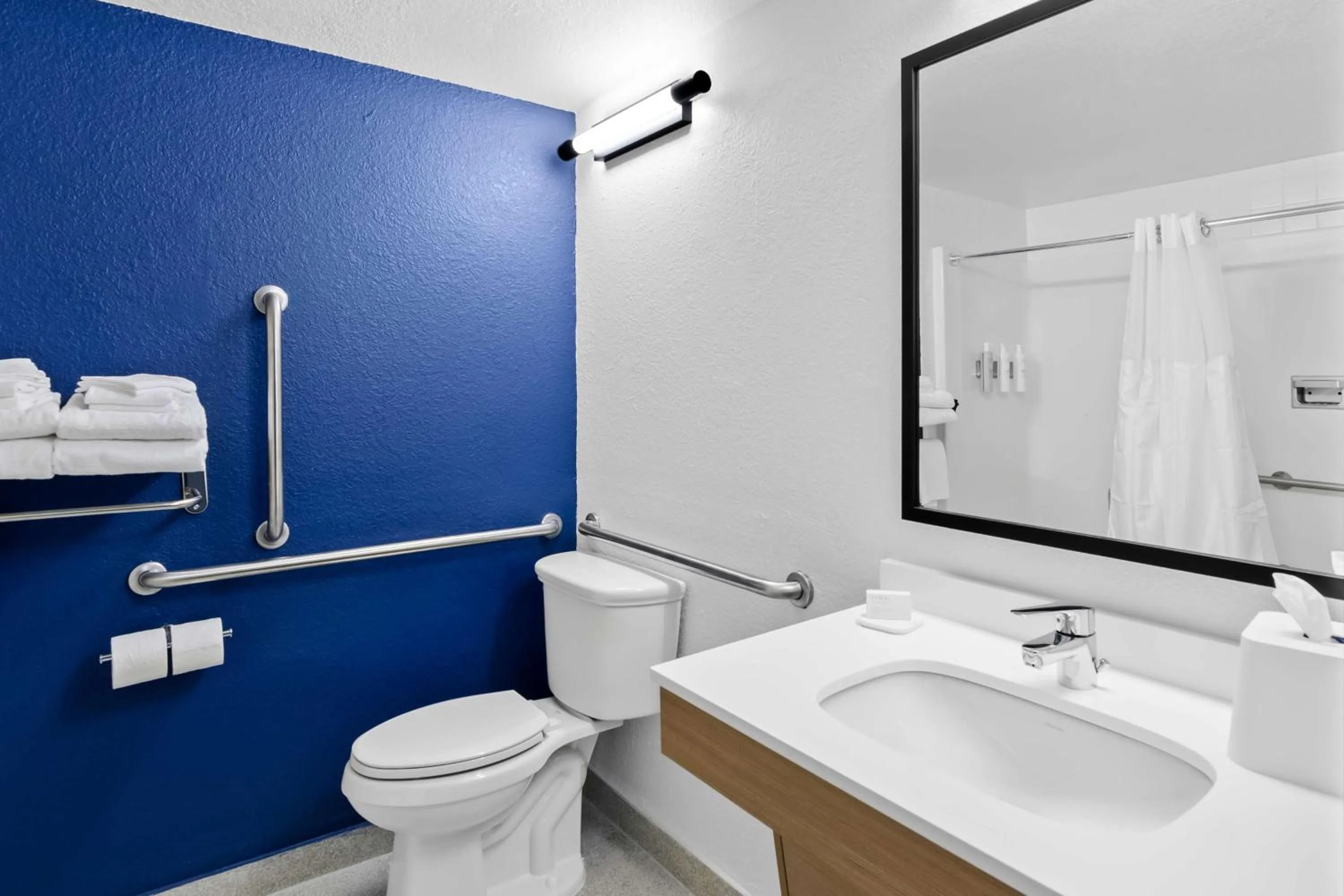 Bathroom in Super 8 by Wyndham Daleville/Roanoke