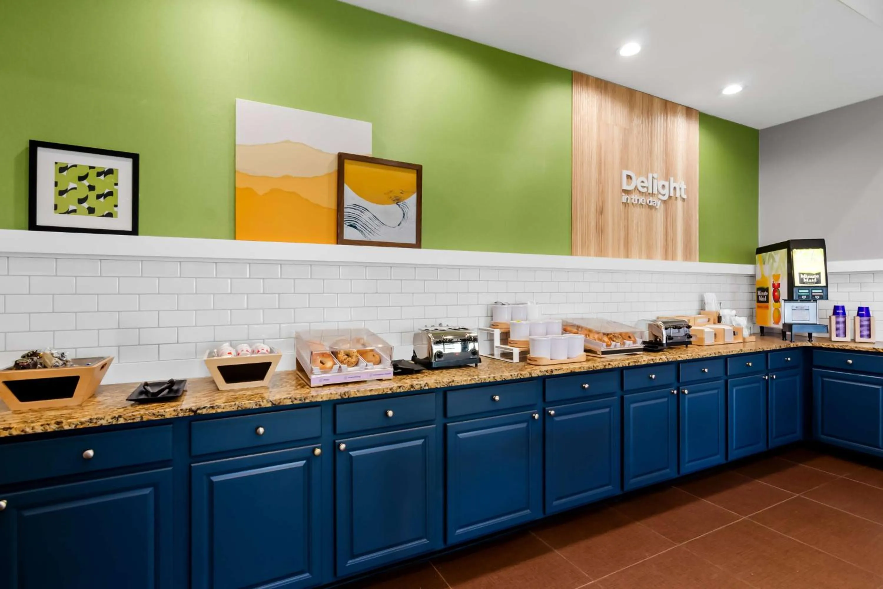 Breakfast in Super 8 by Wyndham Daleville/Roanoke