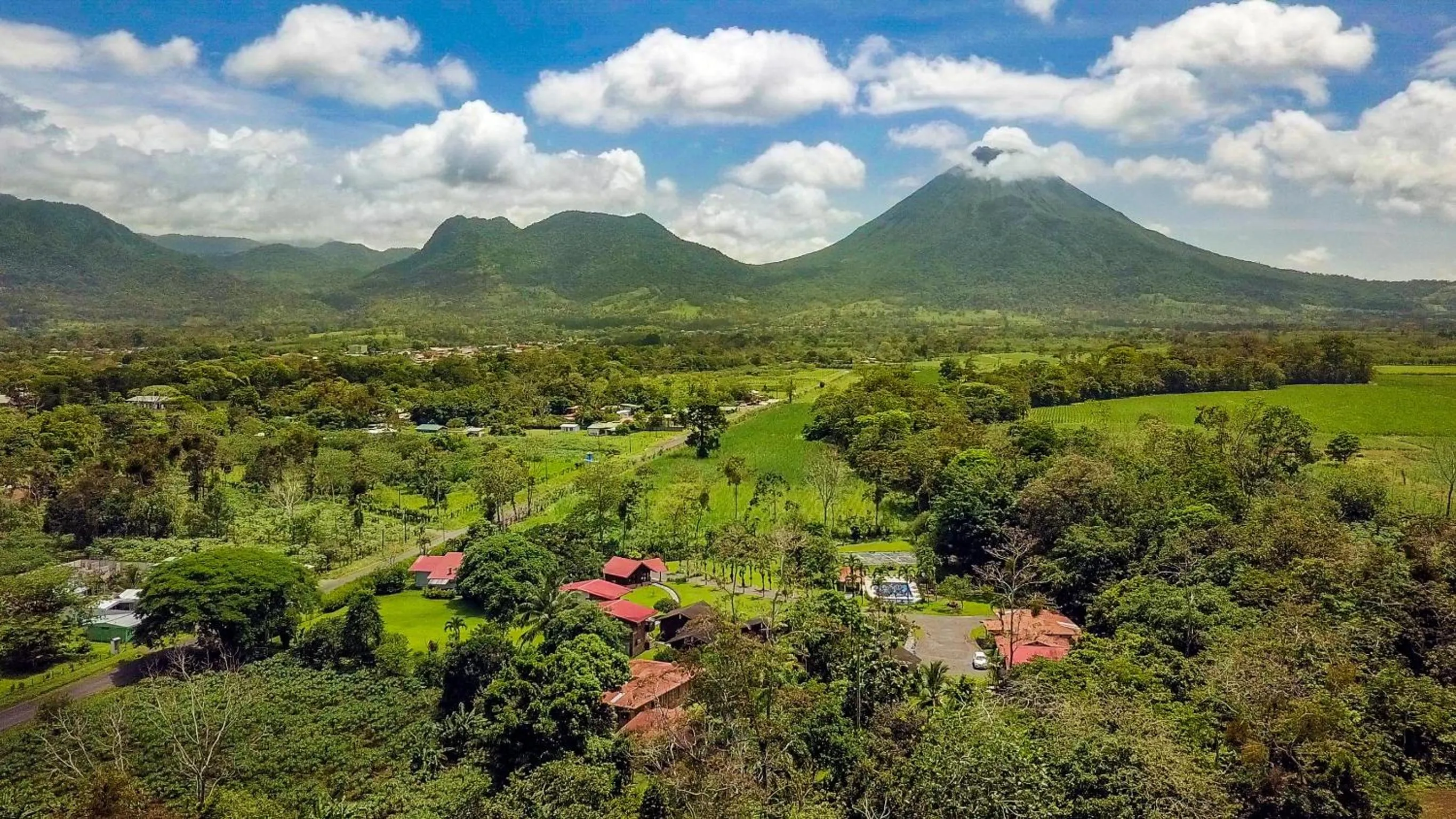 Nearby landmark in Hotel Eco Arenal
