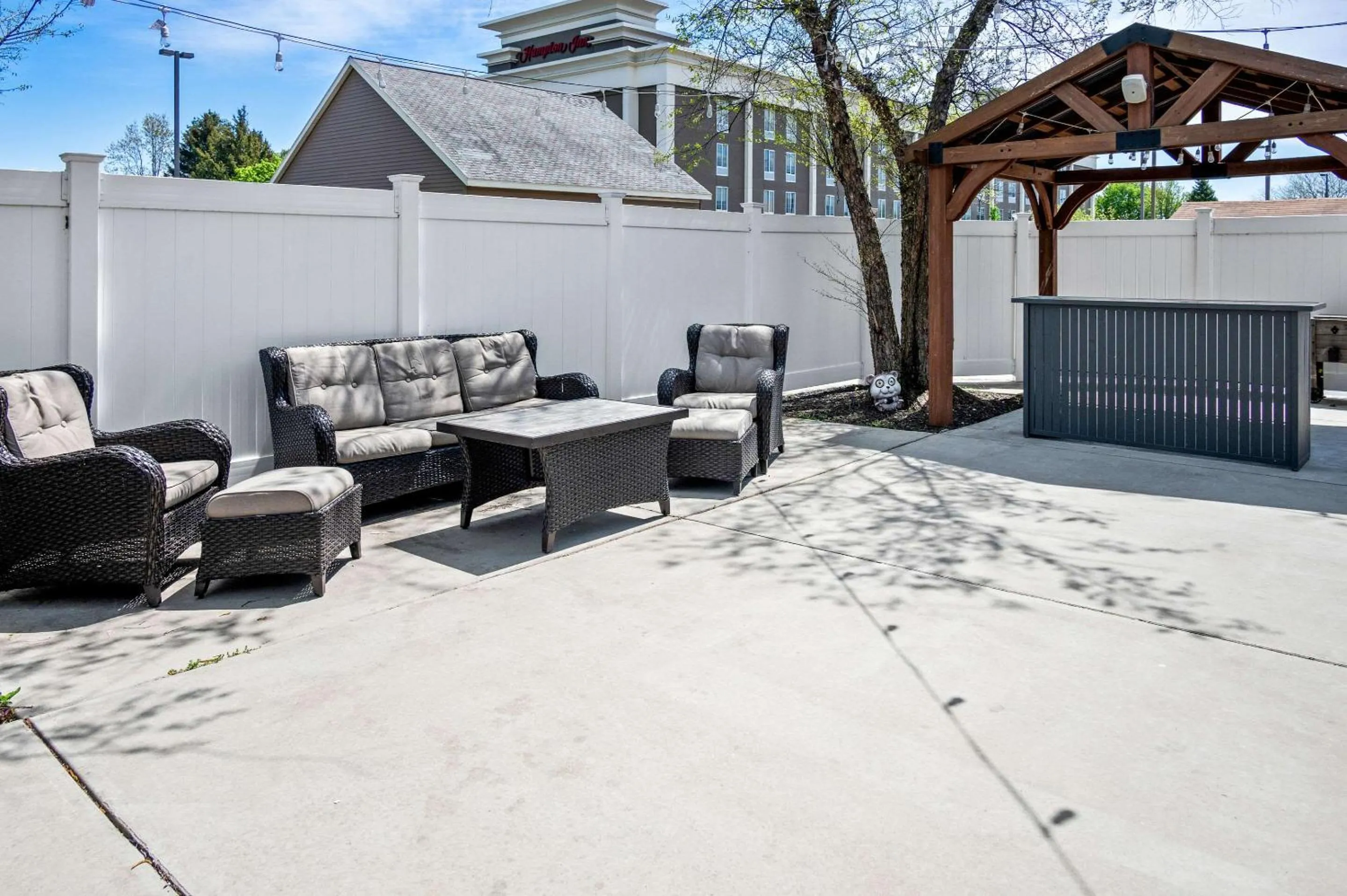 Lobby or reception in White Pine Inn & Suites