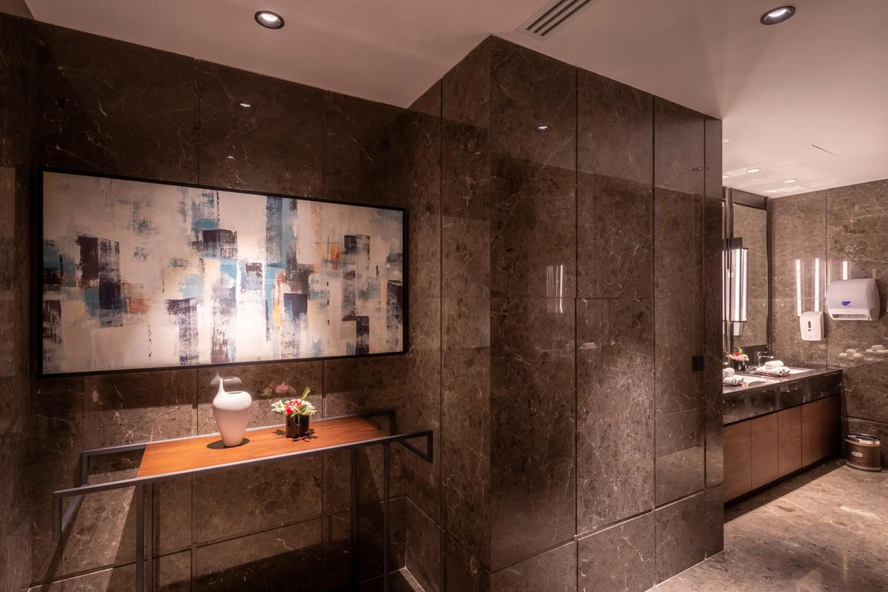 Area and facilities in Braira Al Nakheel