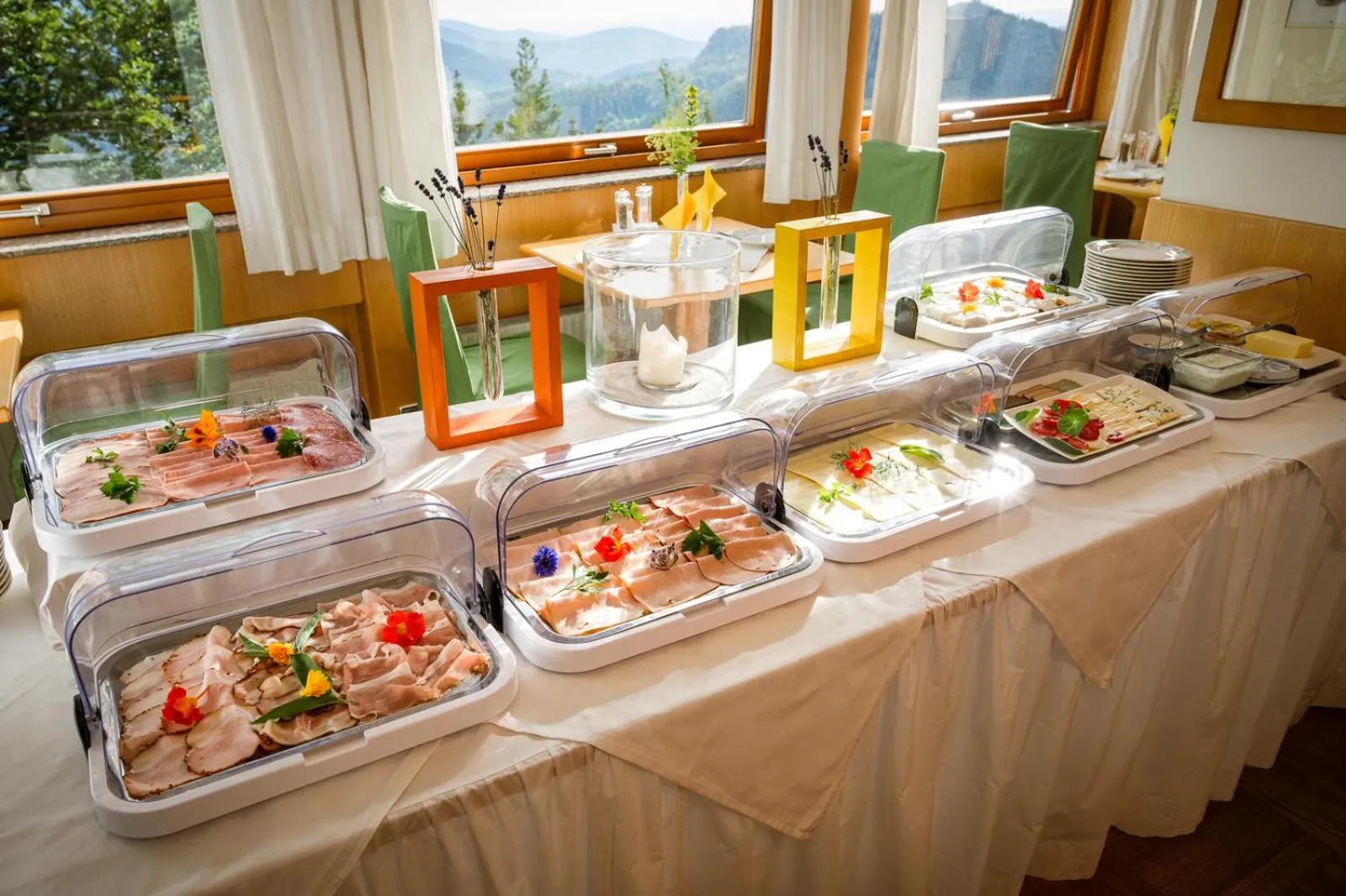 Food and drinks in Panoramahotel Wagner - Das Biohotel am Semmering