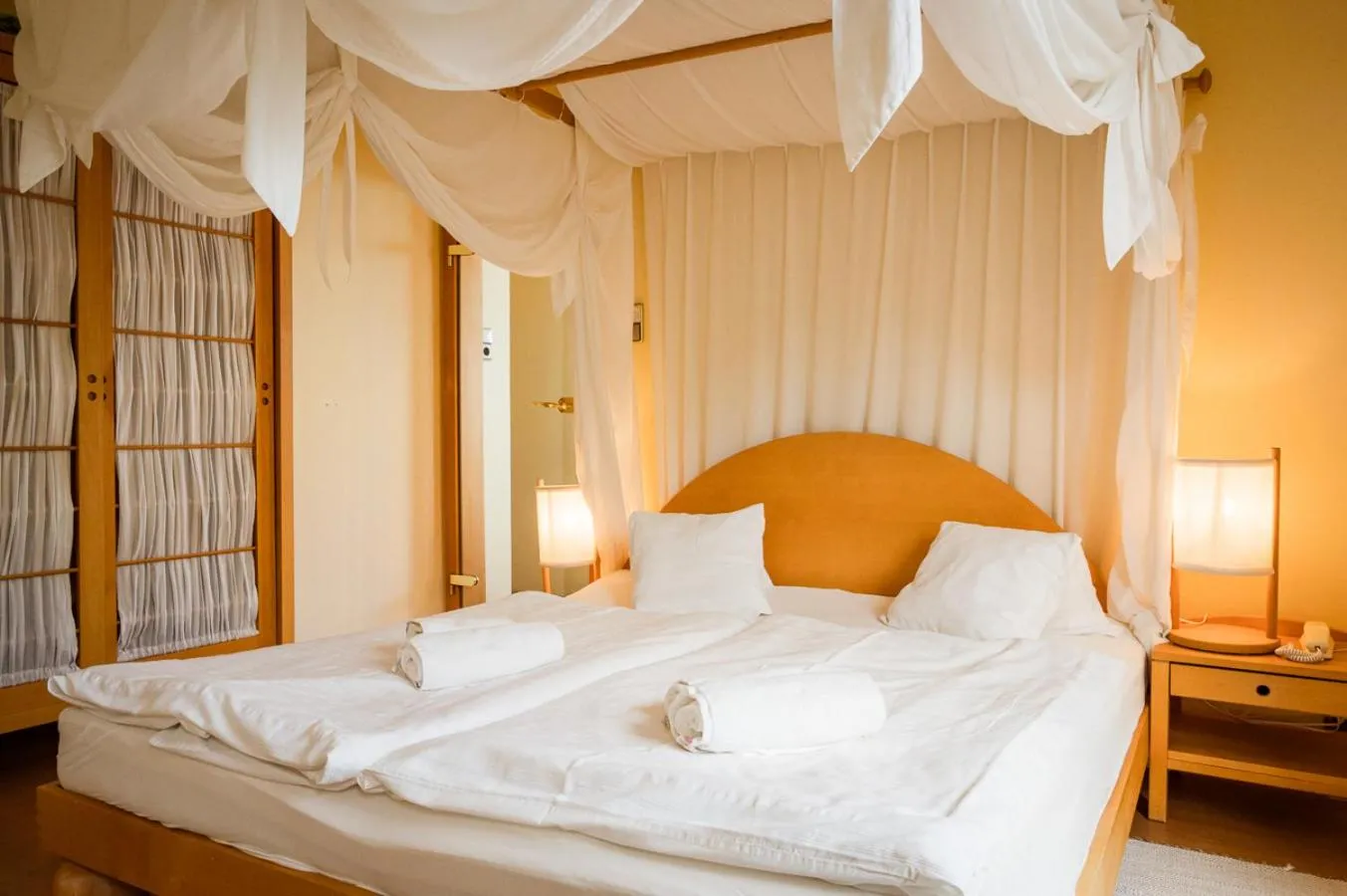 Photo of the whole room, Bed in Panoramahotel Wagner - Das Biohotel am Semmering