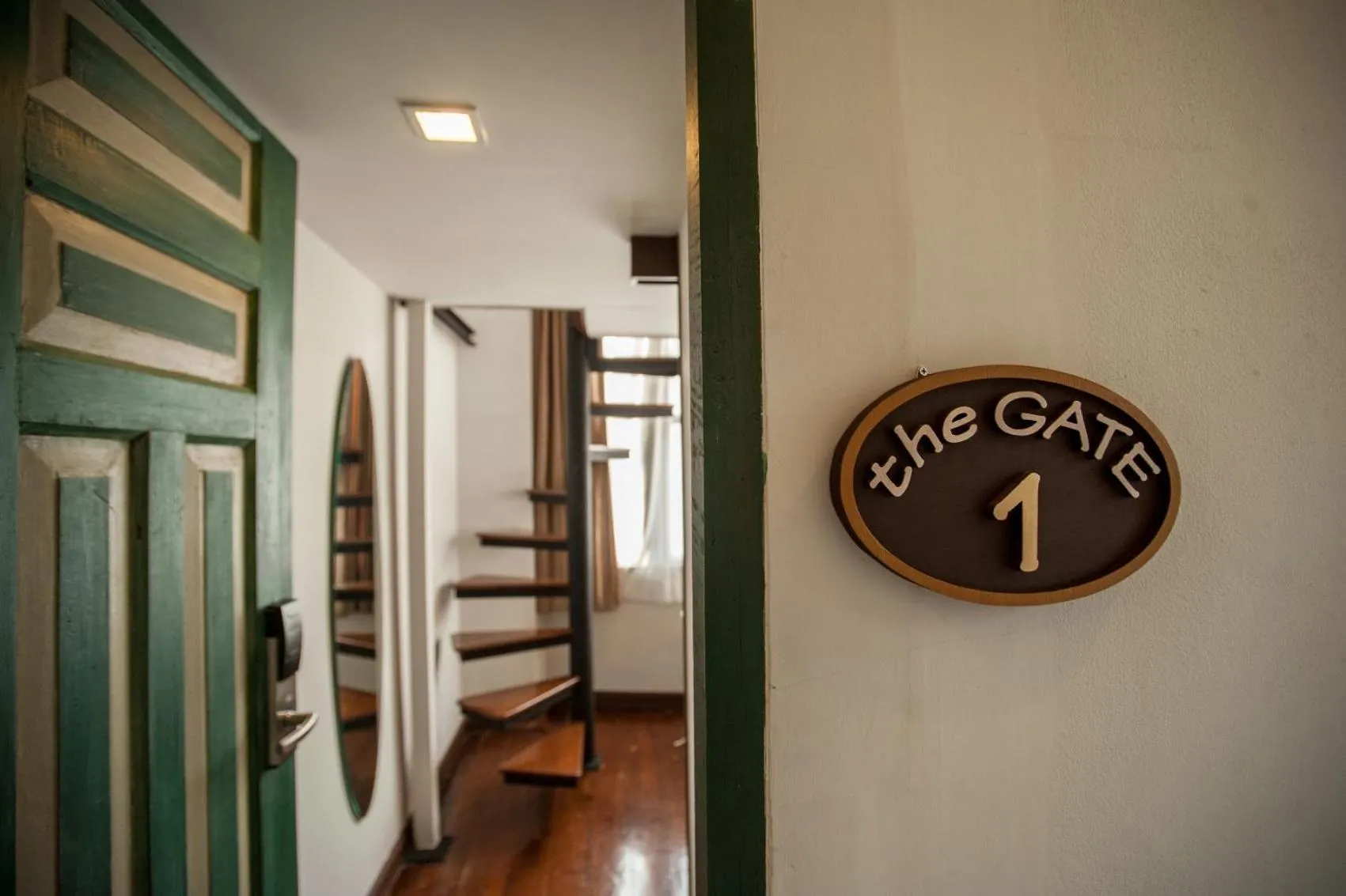 Photo of the whole room in Chetuphon Gate