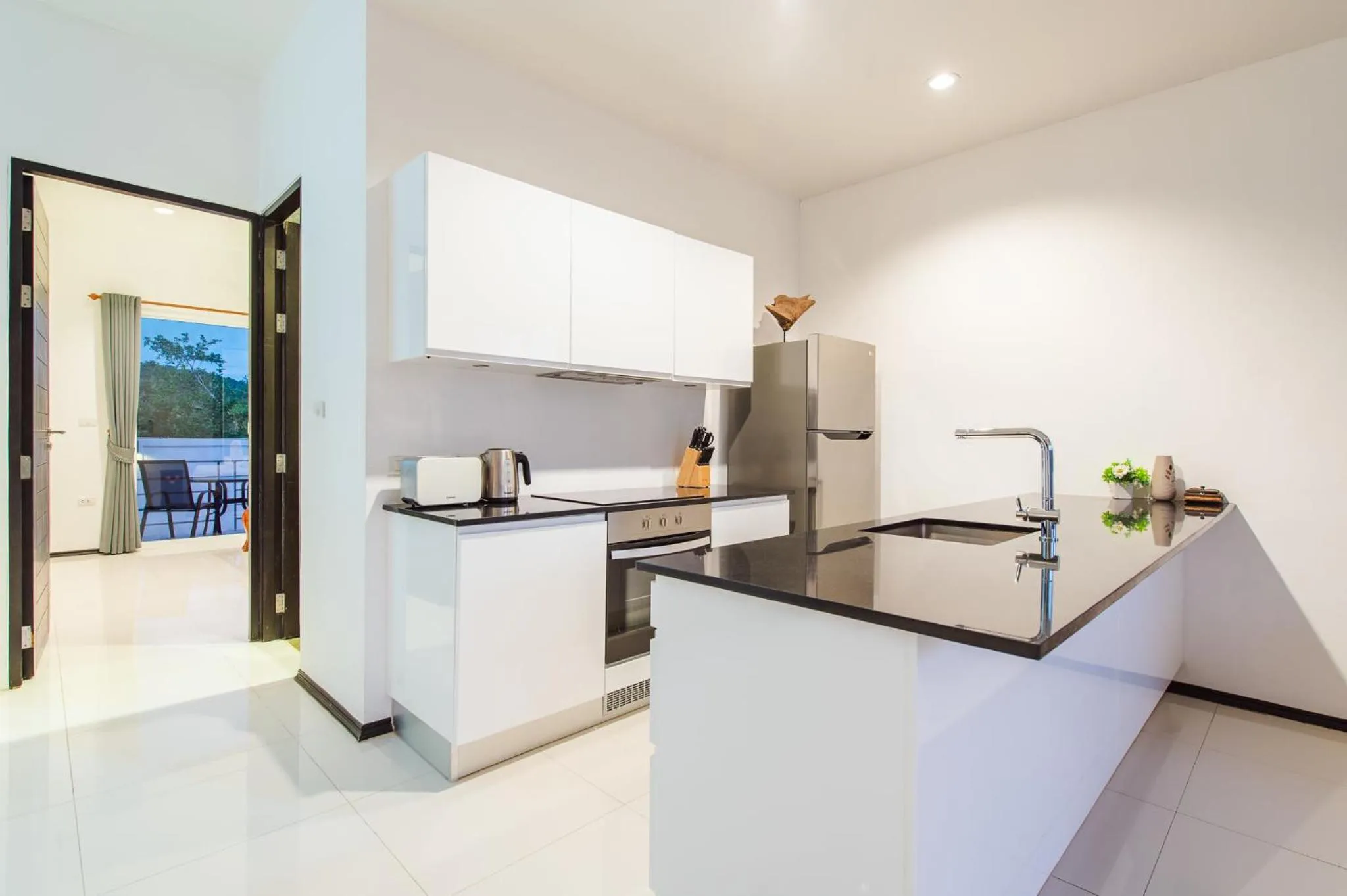 Kitchen or kitchenette in Oriental Beach Pearl Resort