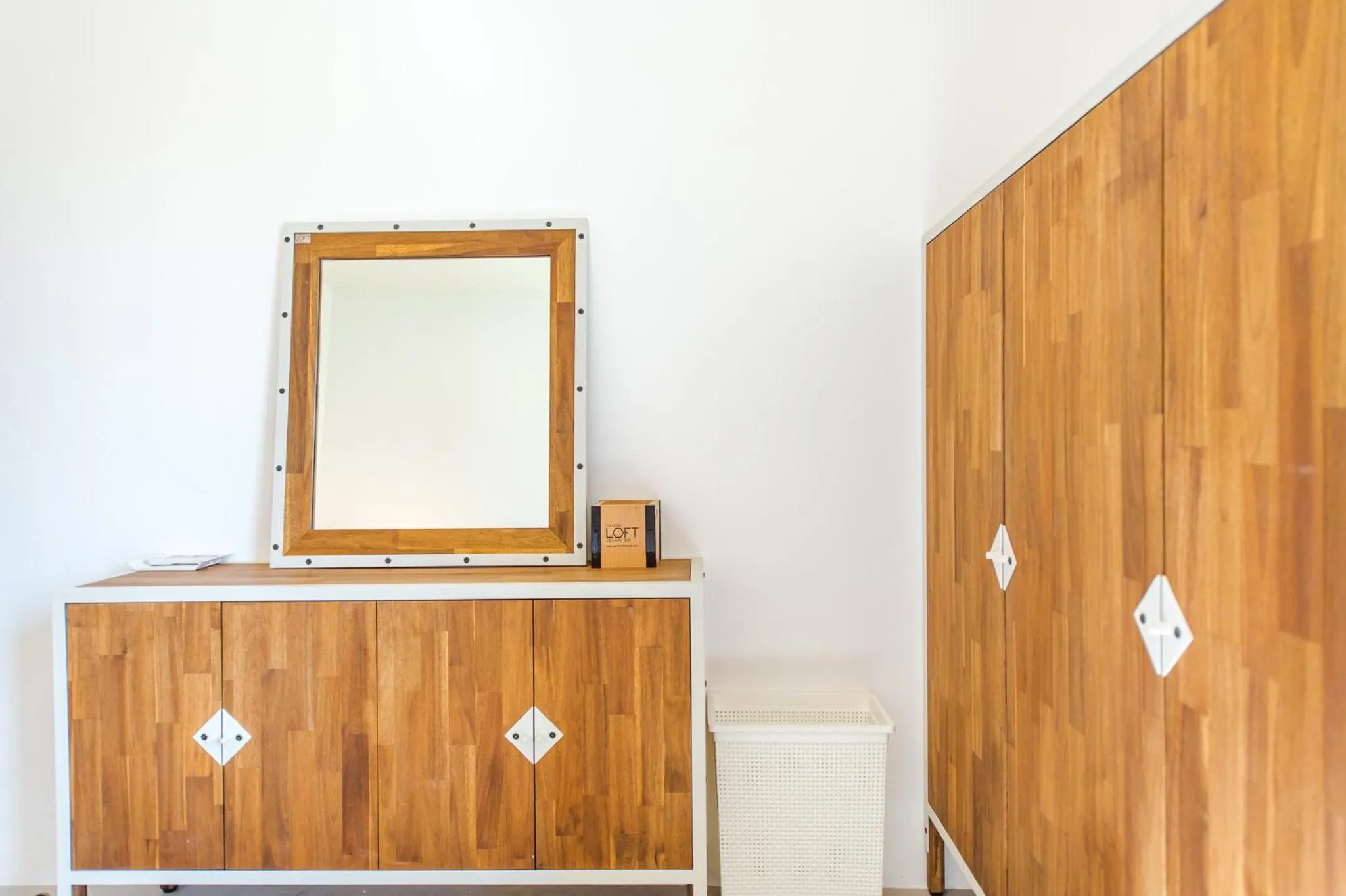 Decorative detail in Oriental Beach Pearl Resort