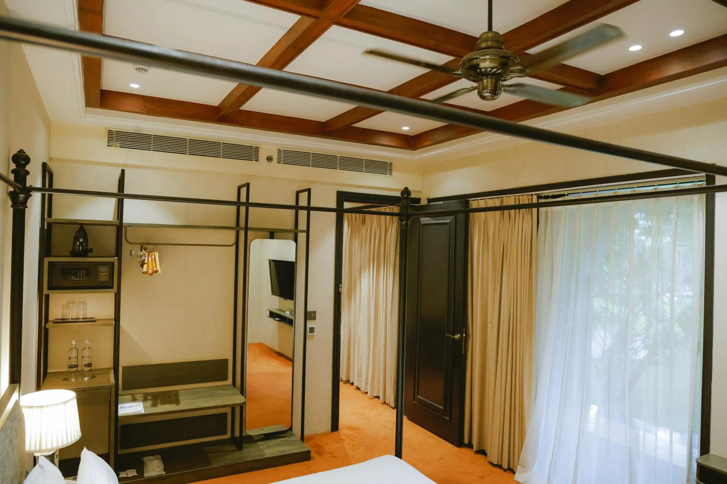 Bed in Radisson Resort & Spa Kandla