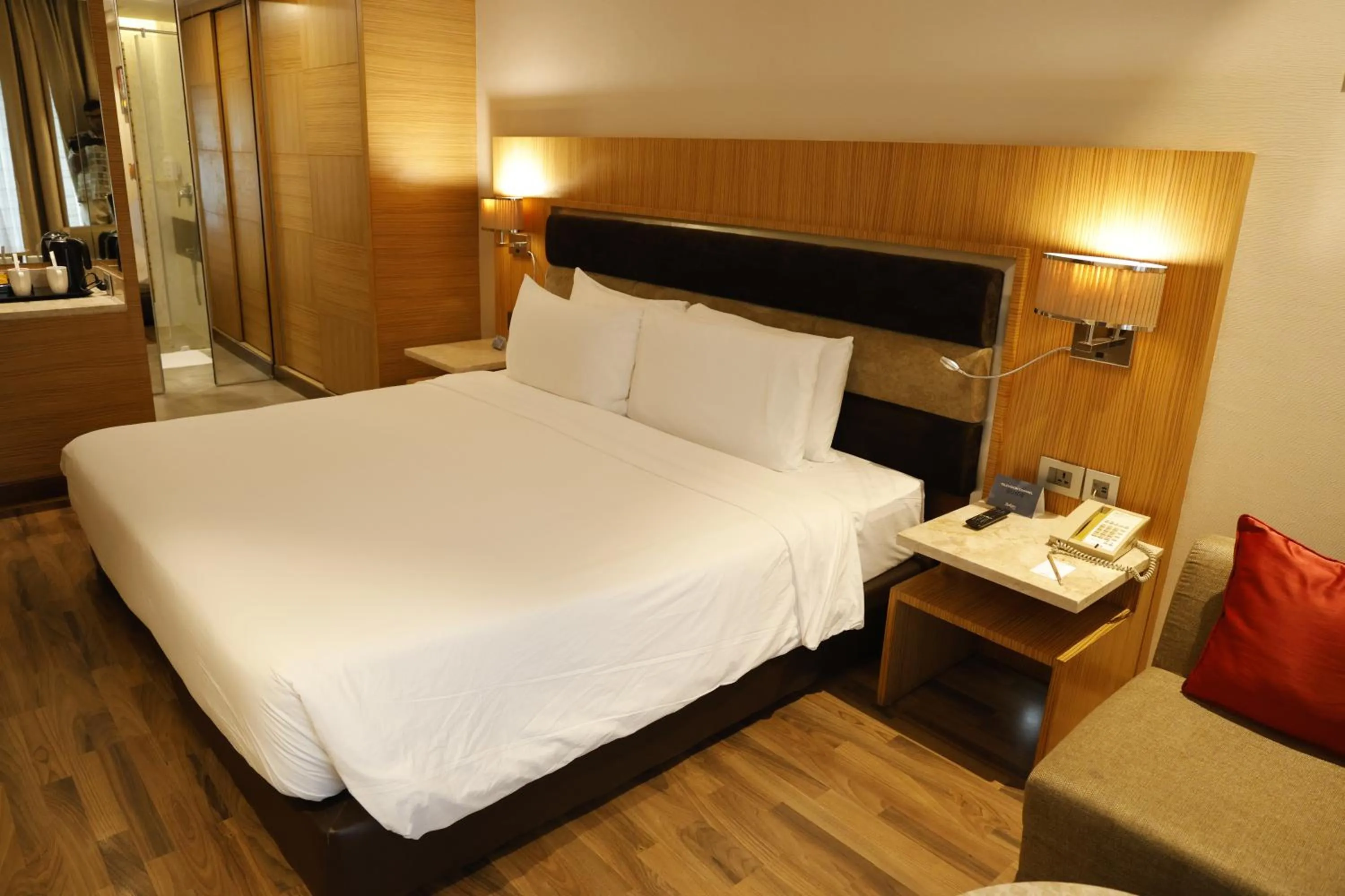 Bed in Radisson Resort & Spa Kandla