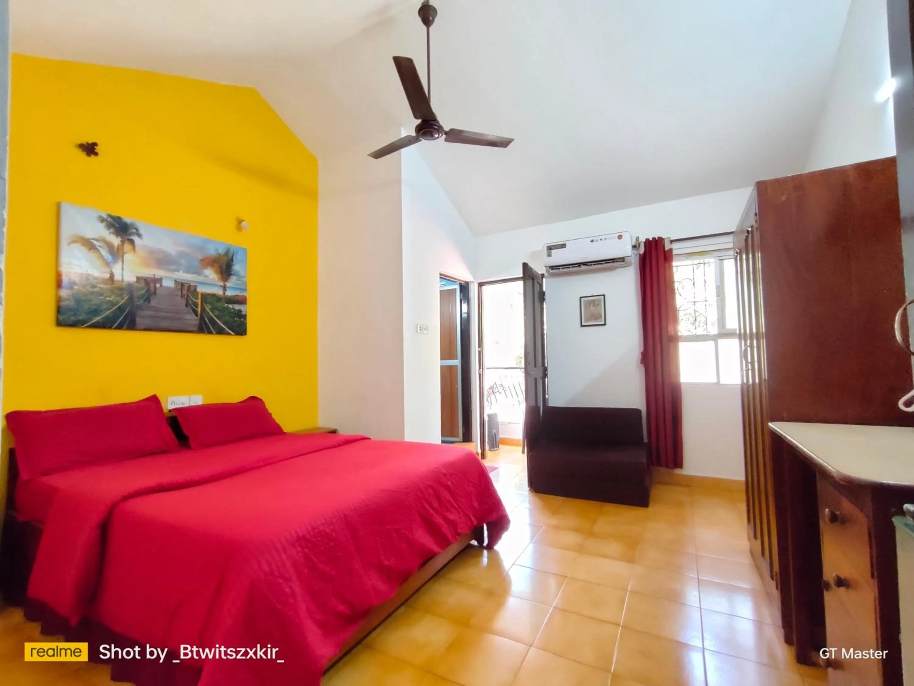 Bedroom, Bed in Jes Guest House