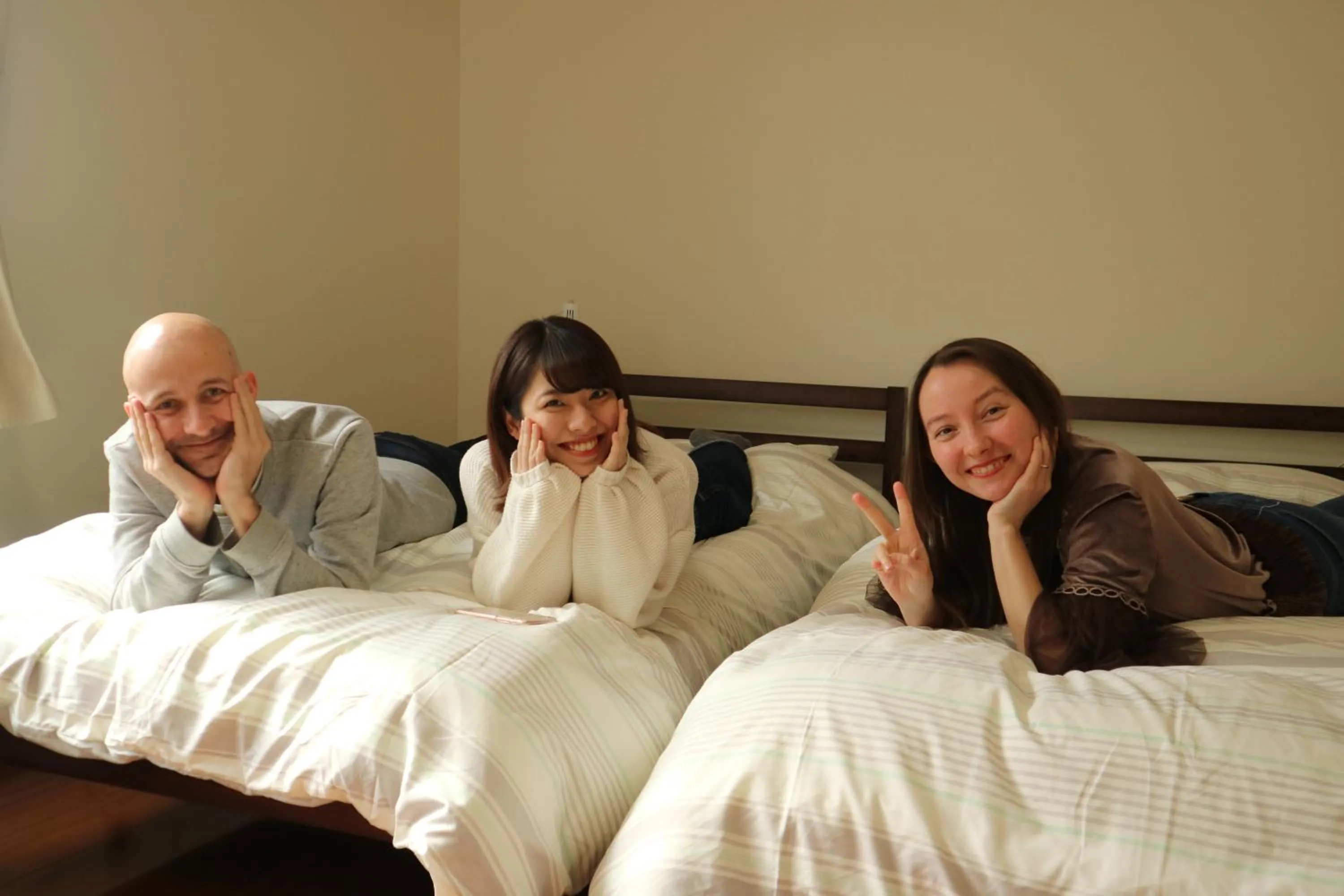 group of guests, Bed in Hostel Jumpu Manpan