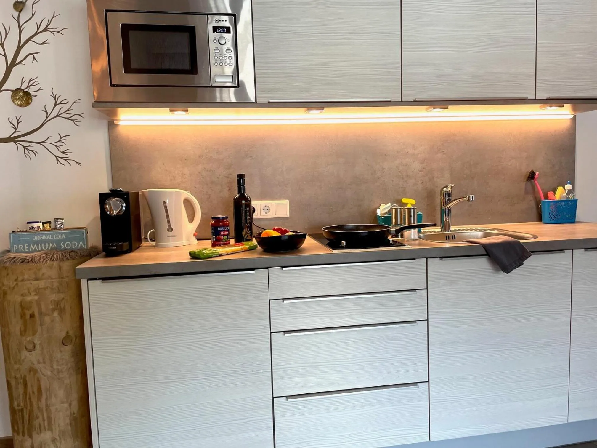 Kitchen or kitchenette in Aparthotel Bergtraum