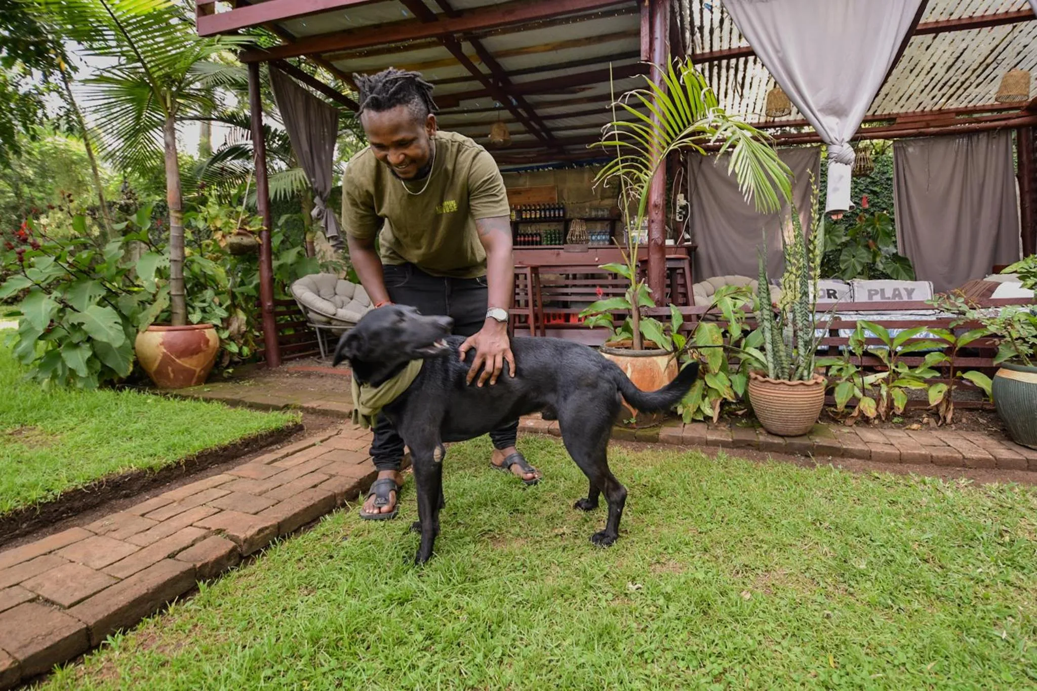 Pets in Utamaduni House B&B