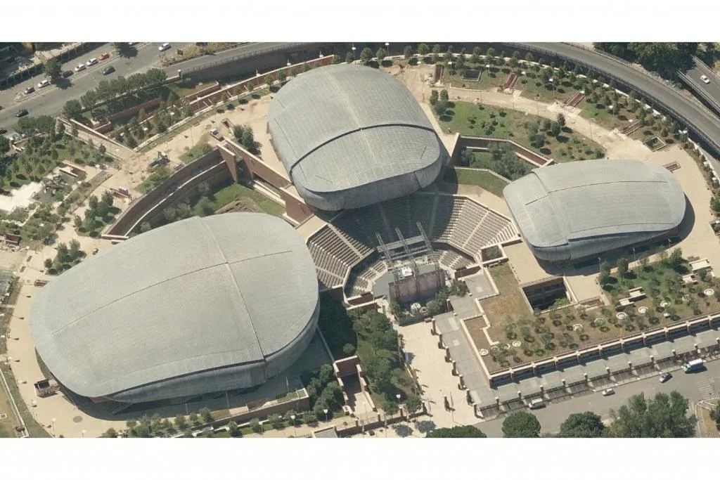 Nearby landmark in LA PAUSA