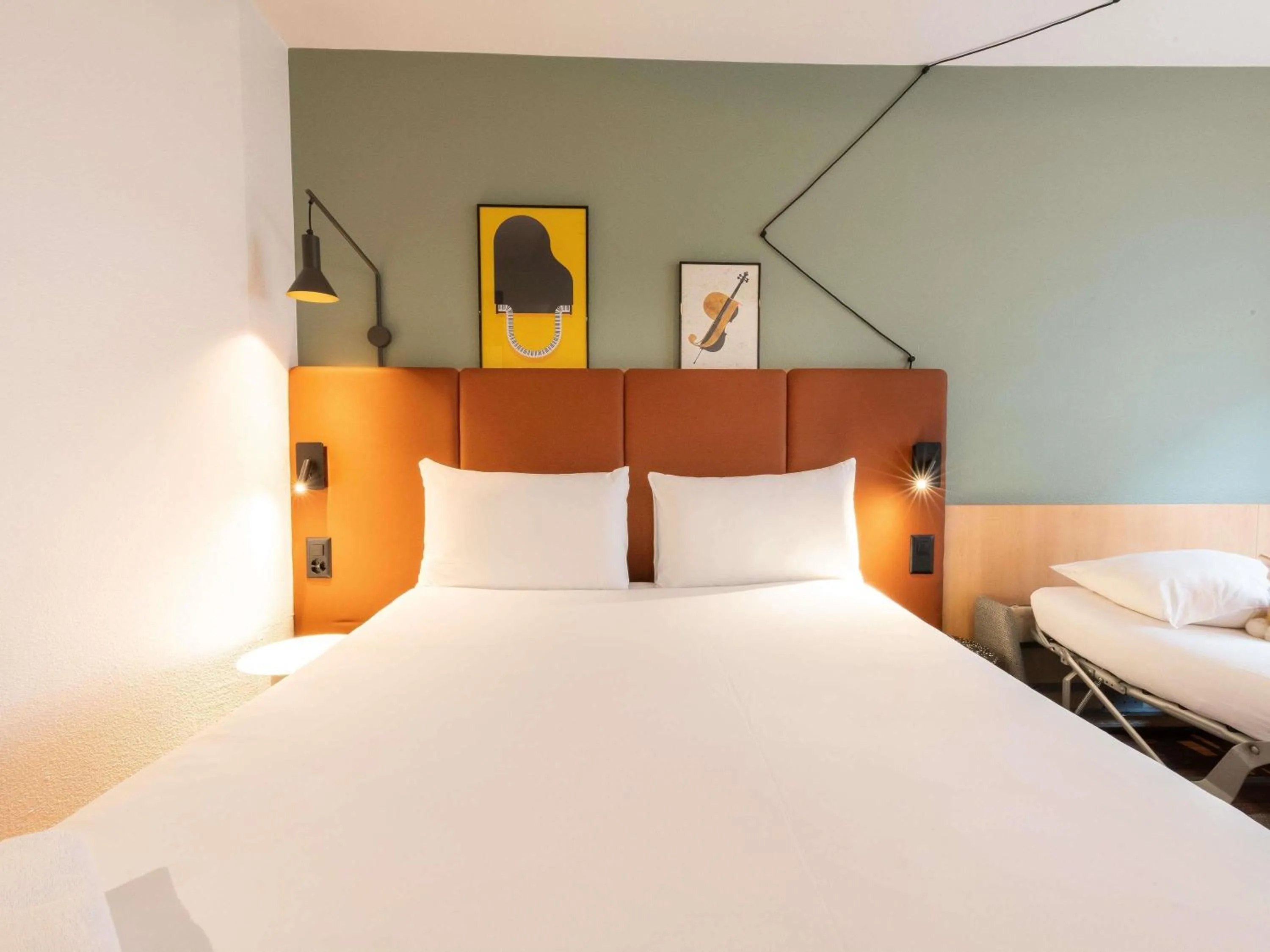 Bedroom, Bed in ibis Genève Centre Nations